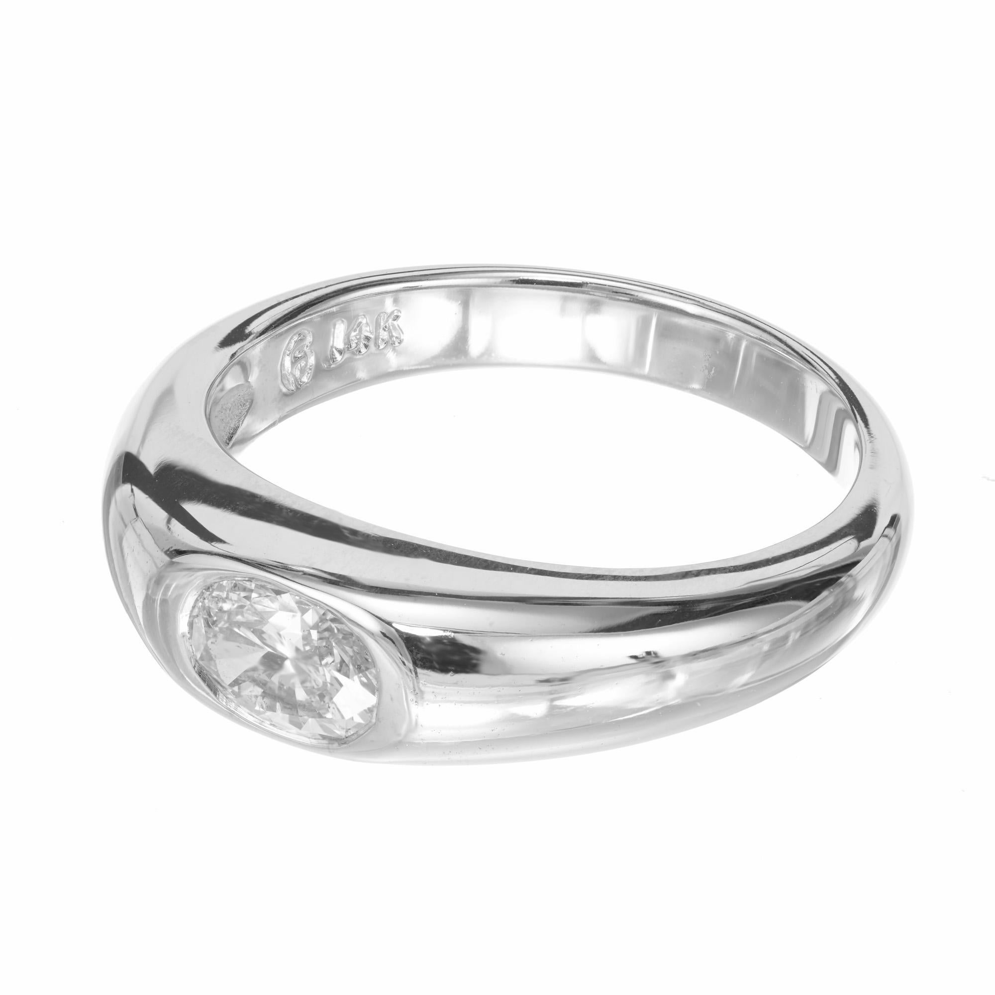 Taille ovale Peter Suchy Bague de style bohémien en or blanc avec diamants de 0,47 carat en vente