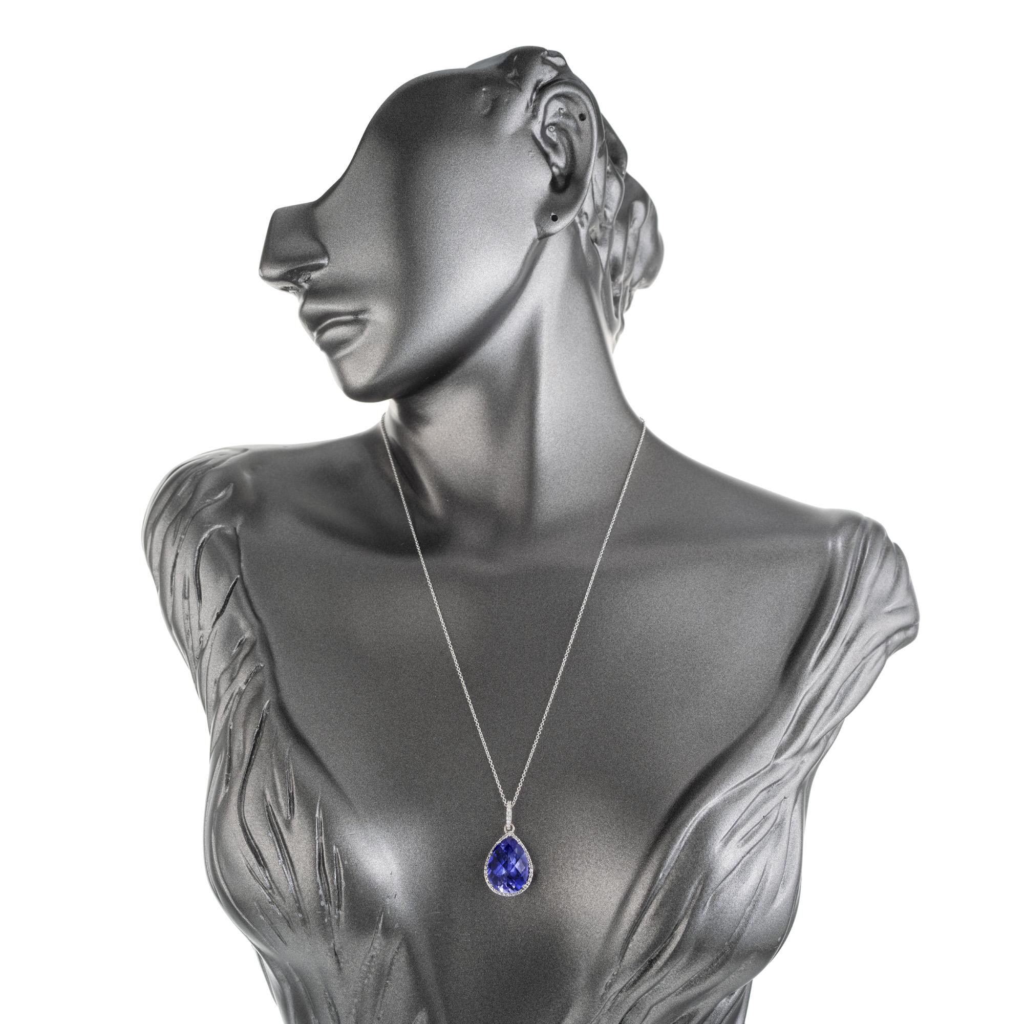 Peter Suchy Collier pendentif en or 7,00 carats 7,00 carats Tanzanite Diamant Halo  en vente 2