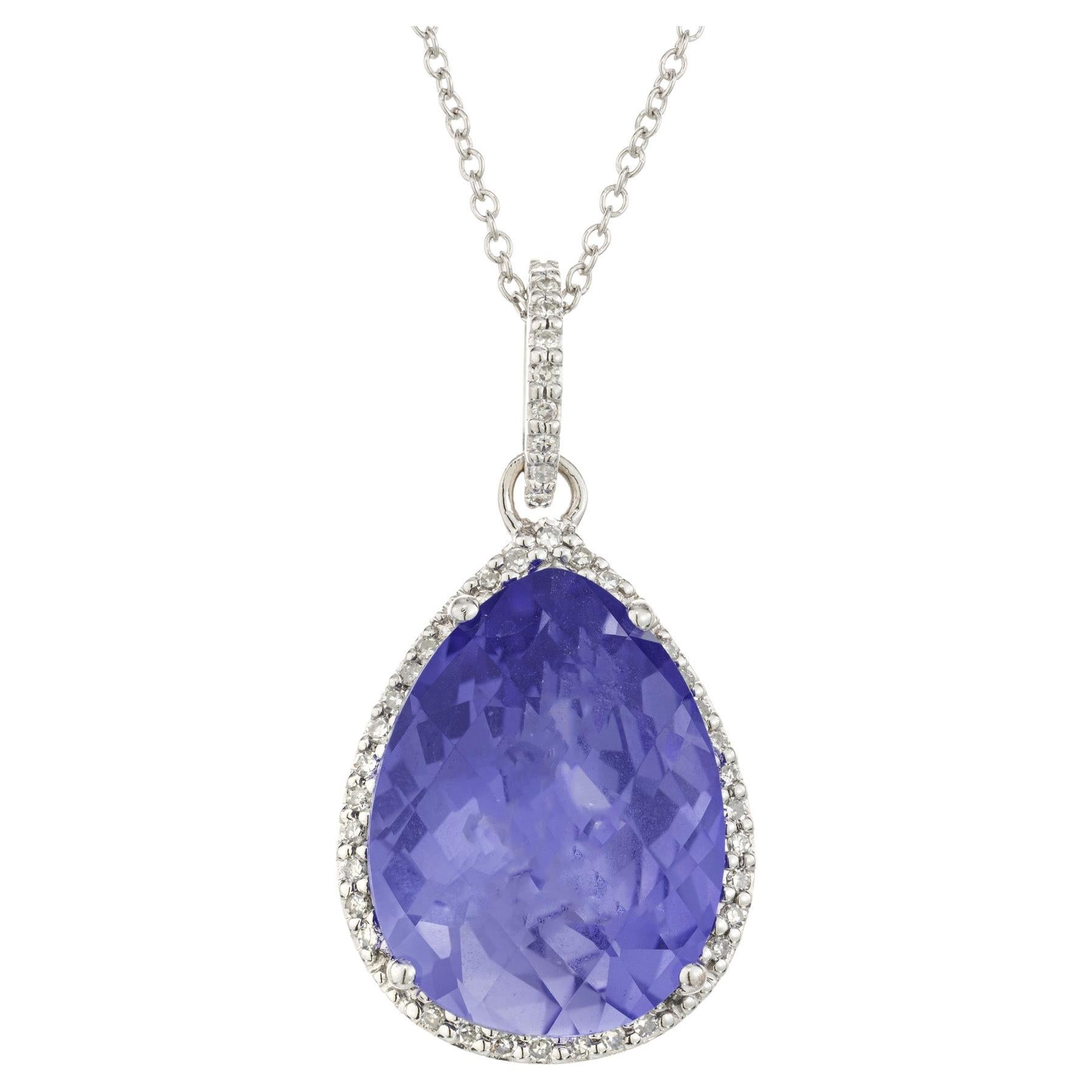 Peter Suchy Collier pendentif en or 7,00 carats 7,00 carats Tanzanite Diamant Halo  en vente