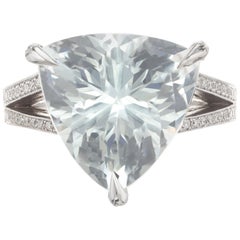 Peter Suchy 7.64 Carat Triangle Cut Aquamarine Diamond Gold Cocktail Ring