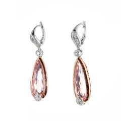 Peter Suchy Orecchini pendenti in oro bianco rosa con diamante e morganite rosa da 7,87 carati