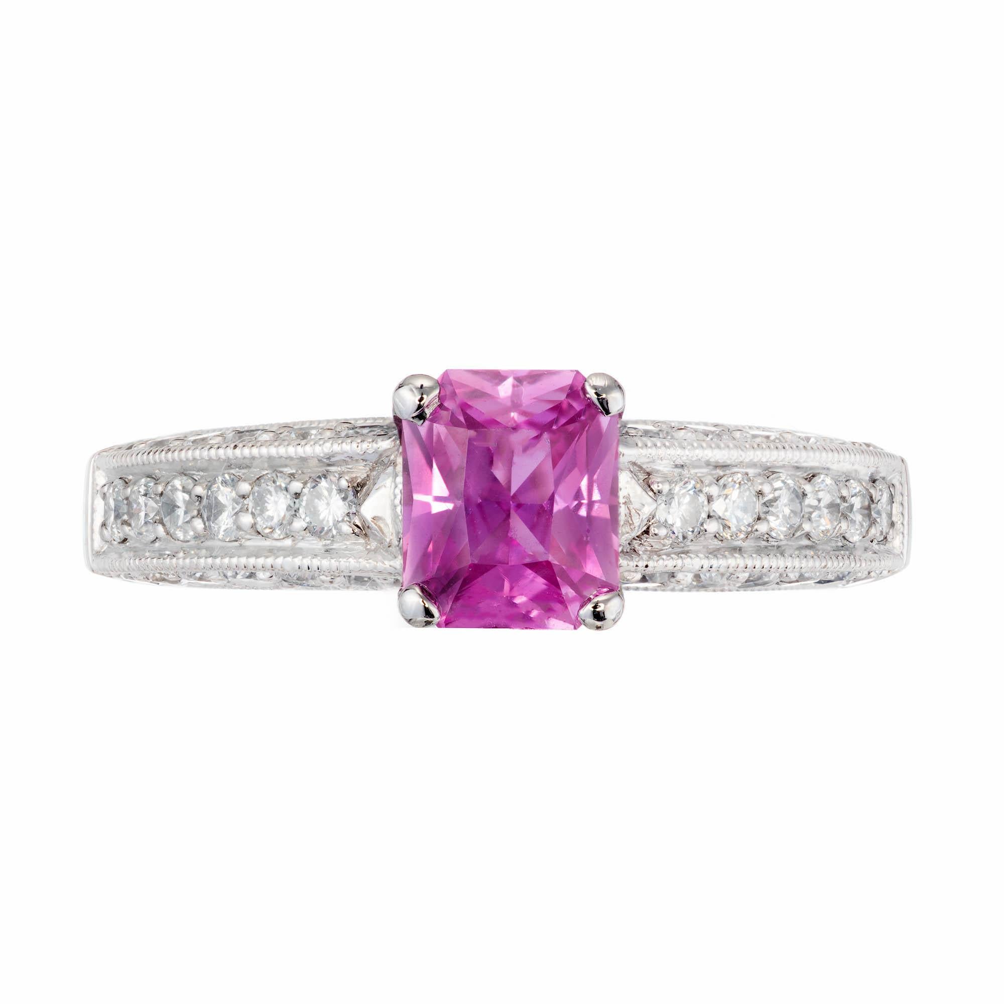 Verlobungsring aus Platin mit 0,93 Karat rosa Saphir und Diamant von Peter Suchy