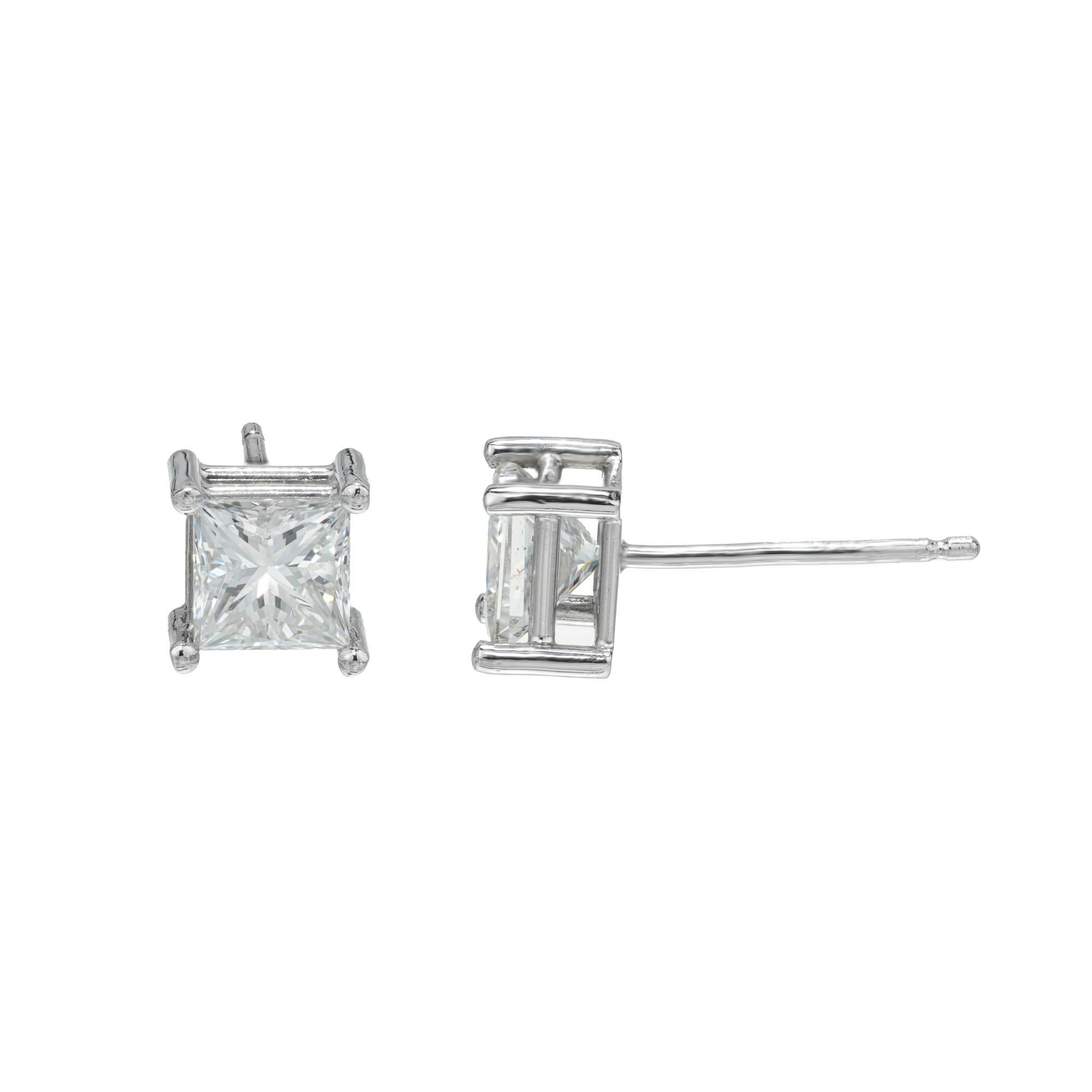 Peter Suchy EGL Certified 1.43 Carat Square Diamond Platinum Stud Earrings In New Condition For Sale In Stamford, CT