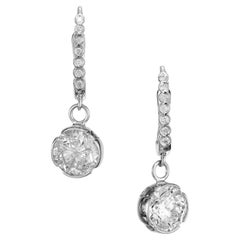 Peter Suchy Orecchini pendenti in oro bianco con diamante certificato EGL da 3,10 carati