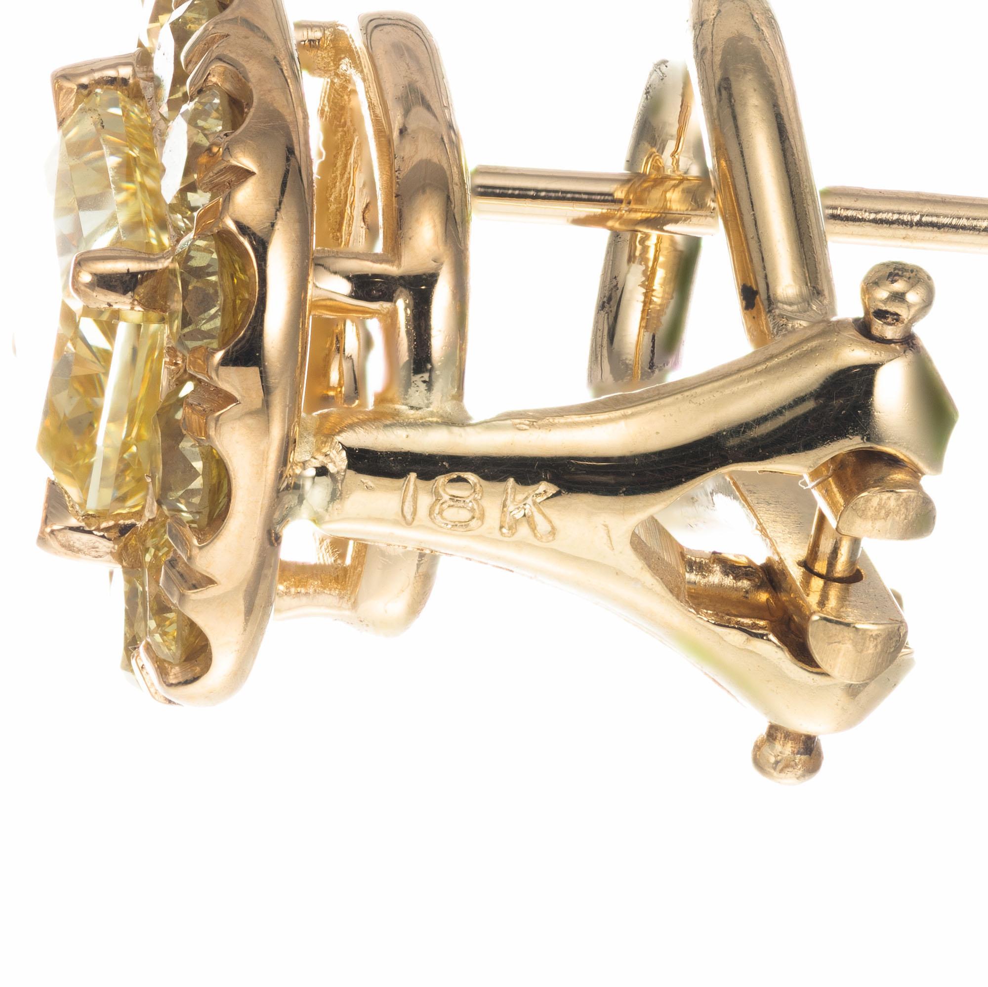 Peter Suchy GIA 1.19 Carat Certified Yellow Diamond Yellow Gold Earrings 2