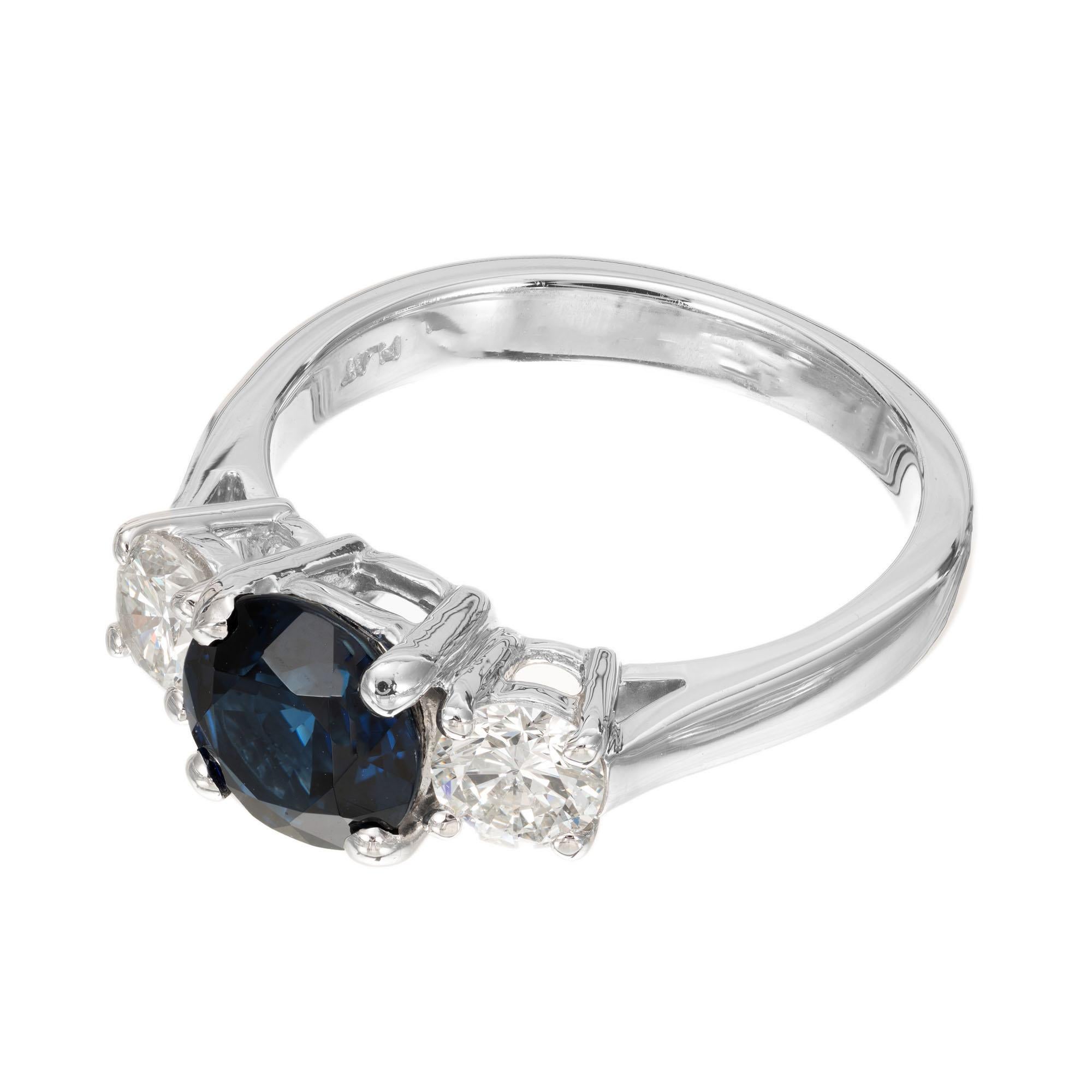 Taille ronde Bague de fiançailles Peter Suchy en platine avec saphir bleu de 1,91 carat certifié GIA et diamants en vente