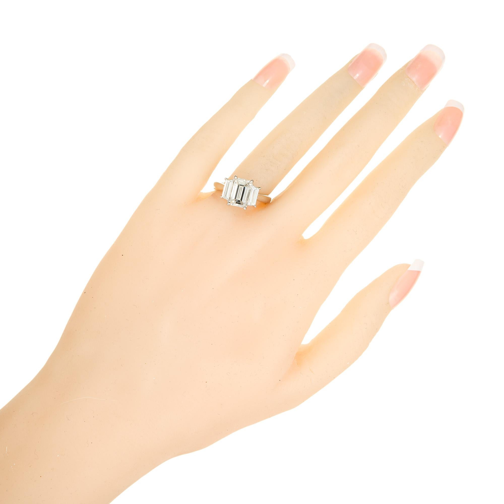 Peter Suchy GIA 2.41 Carat Diamond Platinum Three-Stone Engagement Ring For Sale 1