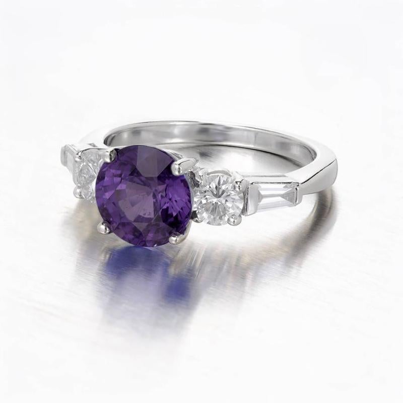 Taille ronde Peter Suchy Bague de fiançailles en or avec saphir violet naturel de 3,18 carats et diamants en vente