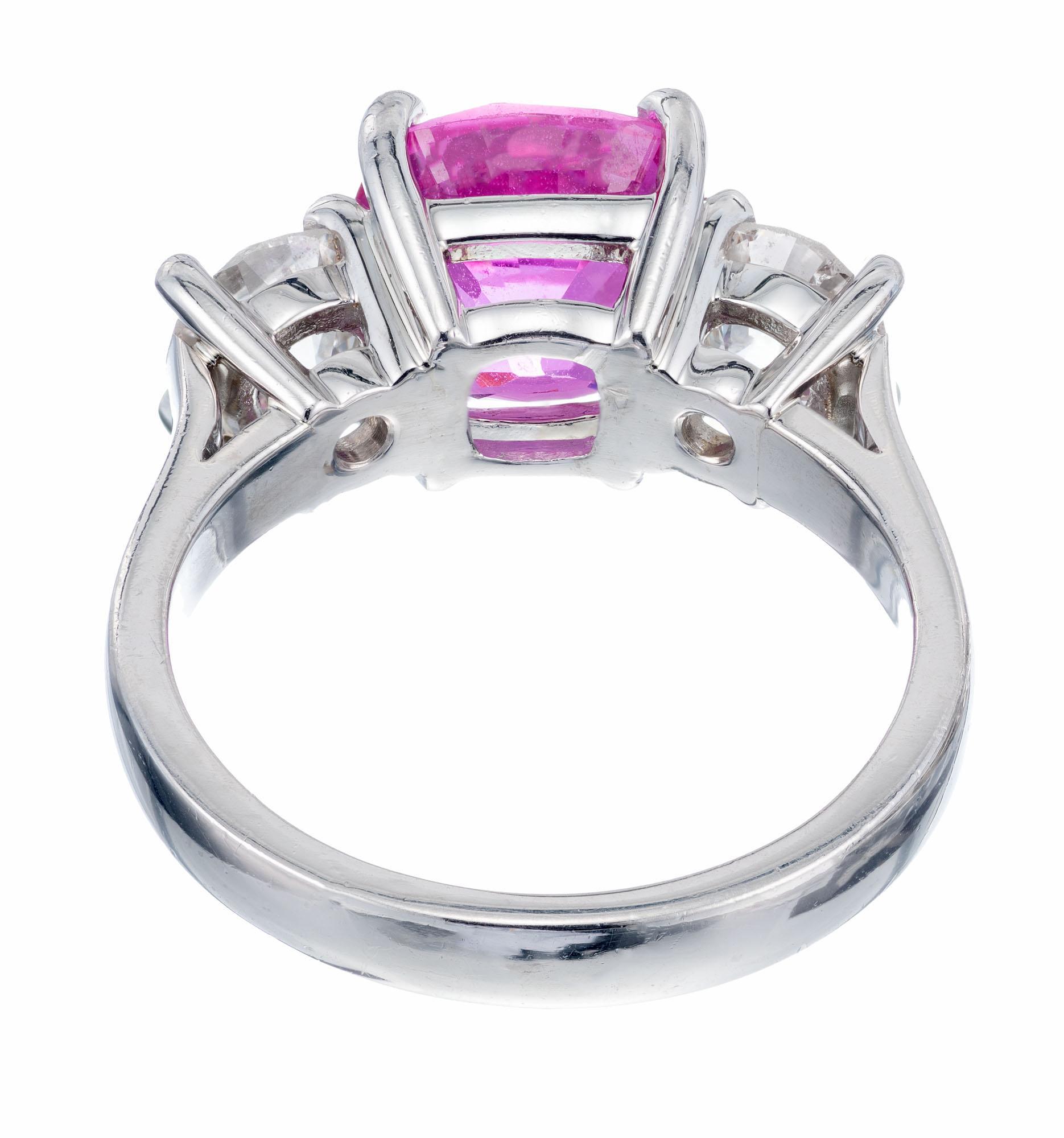 Bague de fiançailles Peter Suchy en platine avec saphir rose 4,02 carats certifié GIA et diamants Excellent état - En vente à Stamford, CT