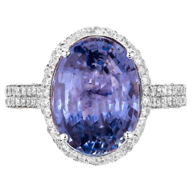 Peter Suchy Bague de fiançailles en or avec saphir bleu de 6,46 carats et halo de diamants en vente