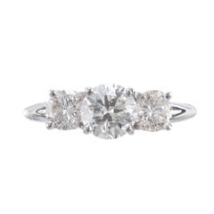 Peter Suchy GIA .85 Karat Diamant Platin Drei-Stein-Verlobungsring