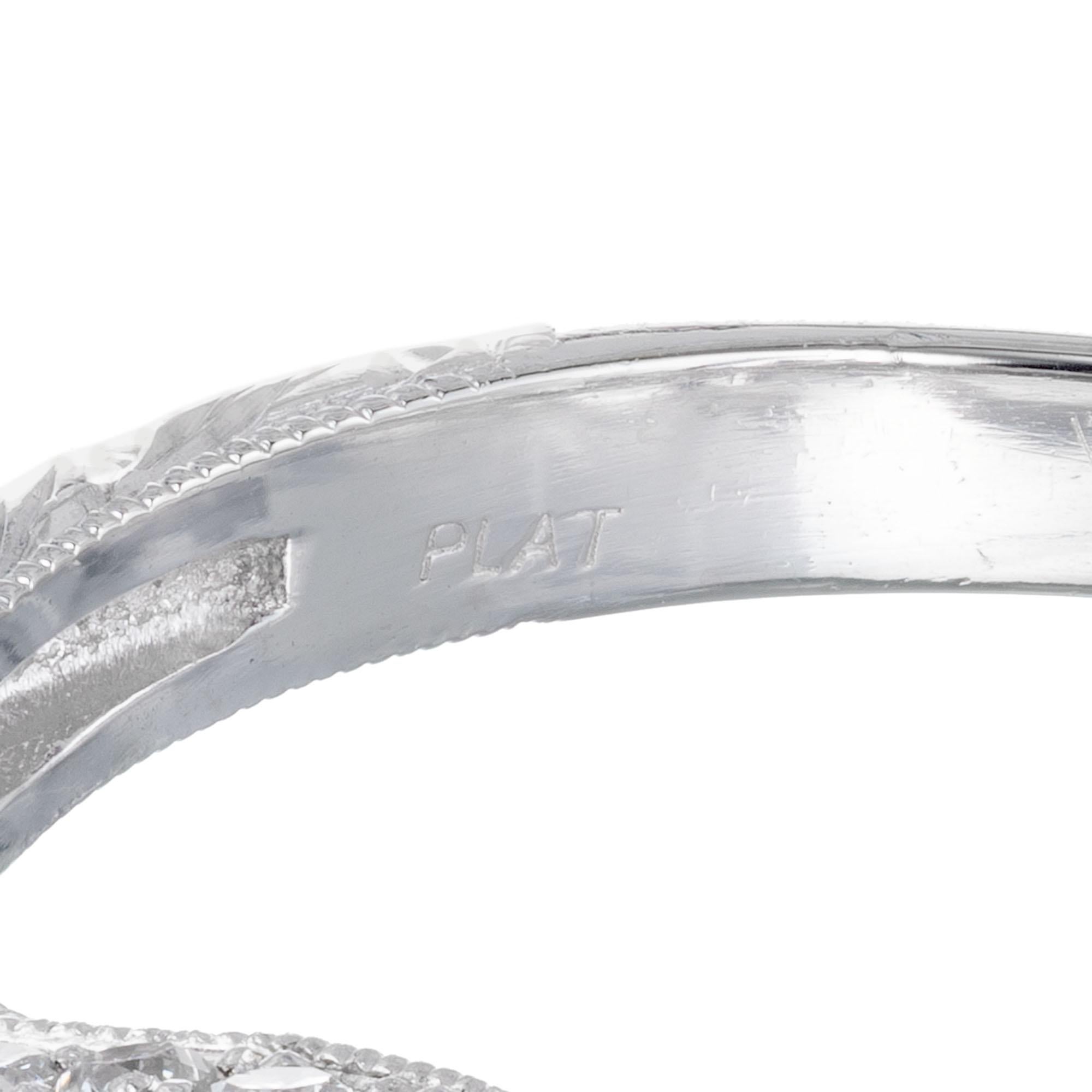 Peter Suchy GIA 1.05 Carat Round Diamond Platinum Three-Stone Engagement Ring For Sale 1