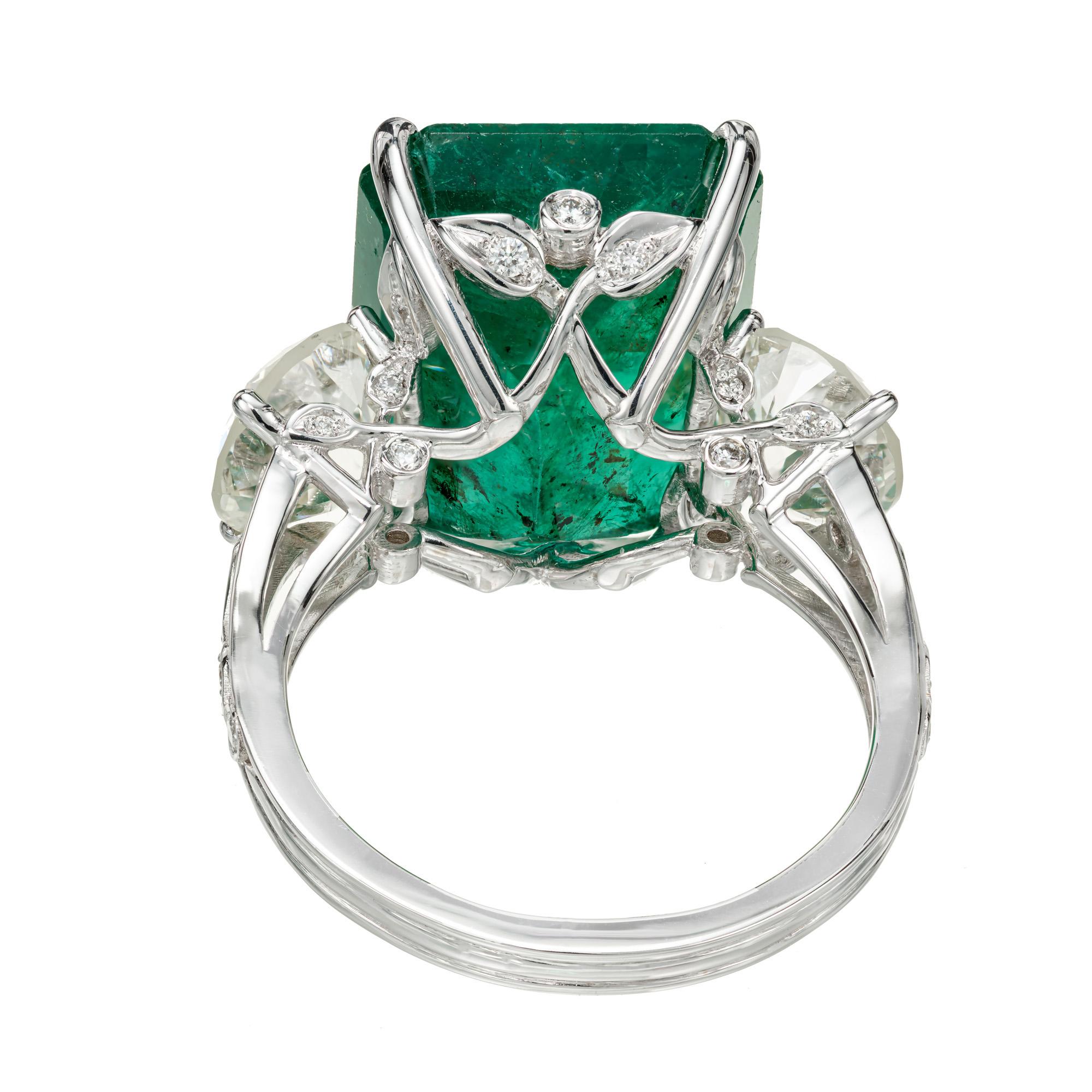 Peter Suchy GIA 11.89 Carat Emerald Diamond Gold Three-Stone Engagement Ring For Sale 1