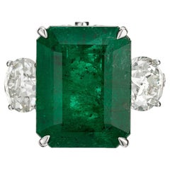 Peter Suchy GIA 11.89 Carat Emerald Diamond Gold Three-Stone Engagement Ring