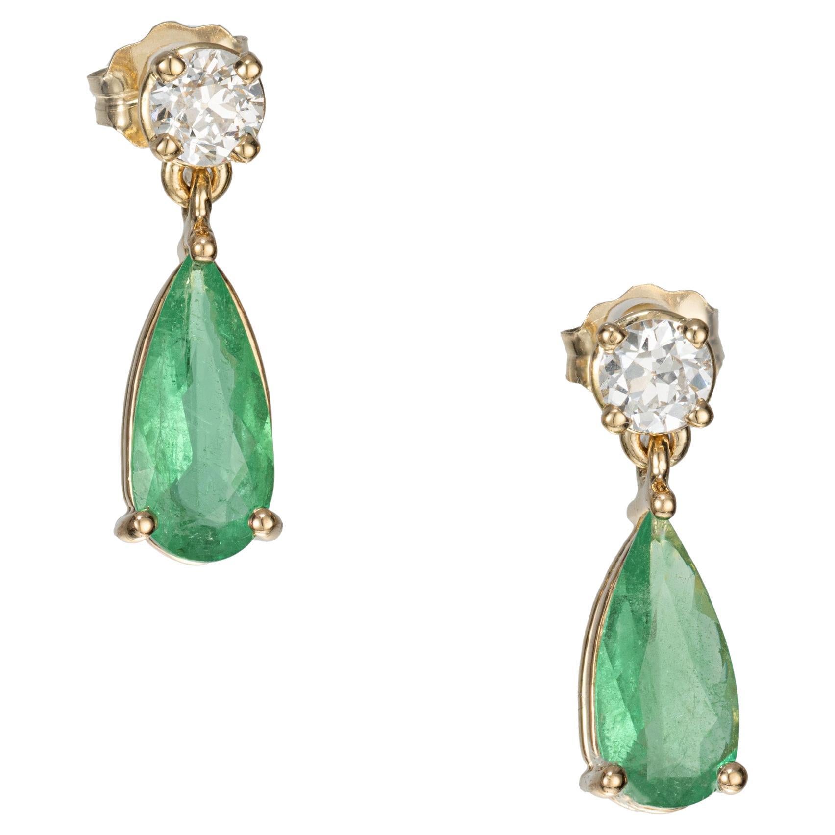 Peter Suchy GIA Certified 1.21 Carat Emerald Diamond Yellow Gold Dangle Earrings For Sale