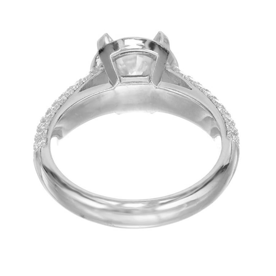 Bague de fiançailles Peter Suchy en platine avec halo de diamants de 1,22 carat certifiés GIA en vente 3