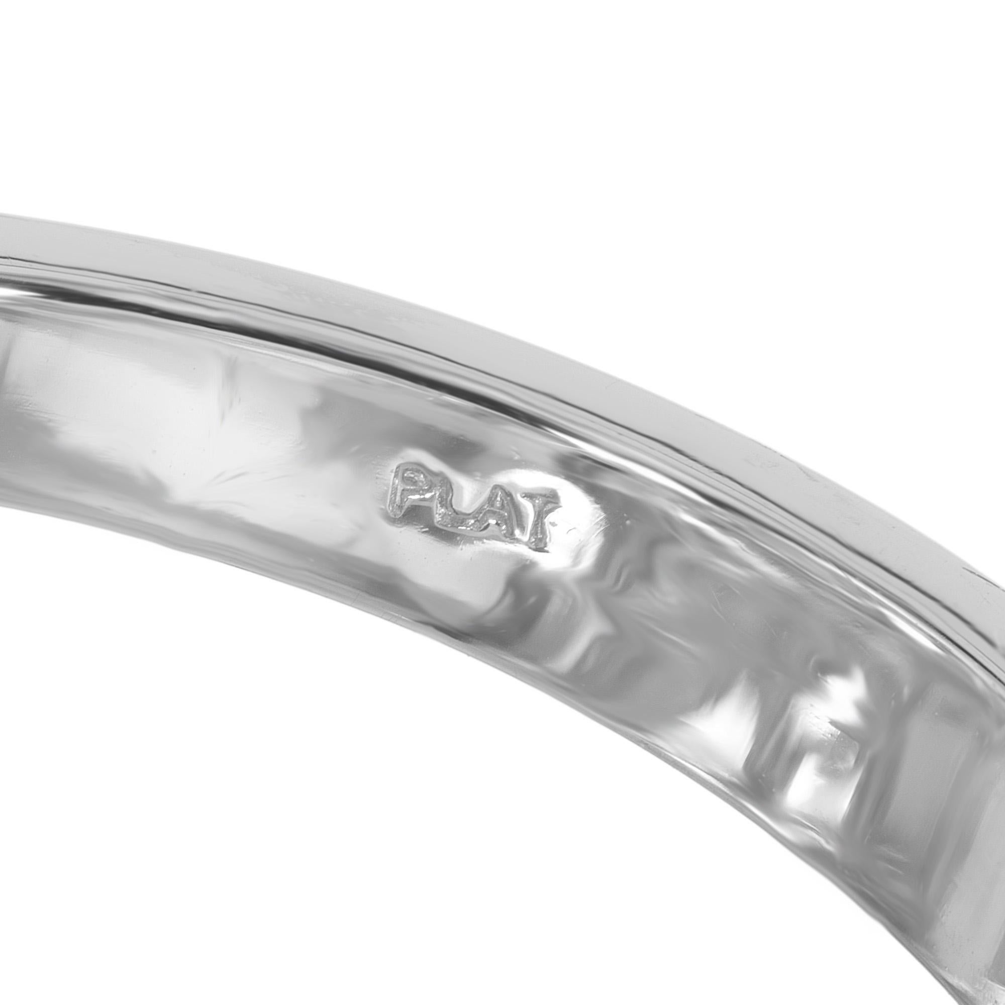 Bague de fiançailles en platine avec diamant saphir de 13.70 carats de Peter Suchy, certifiée par le GIA en vente 3
