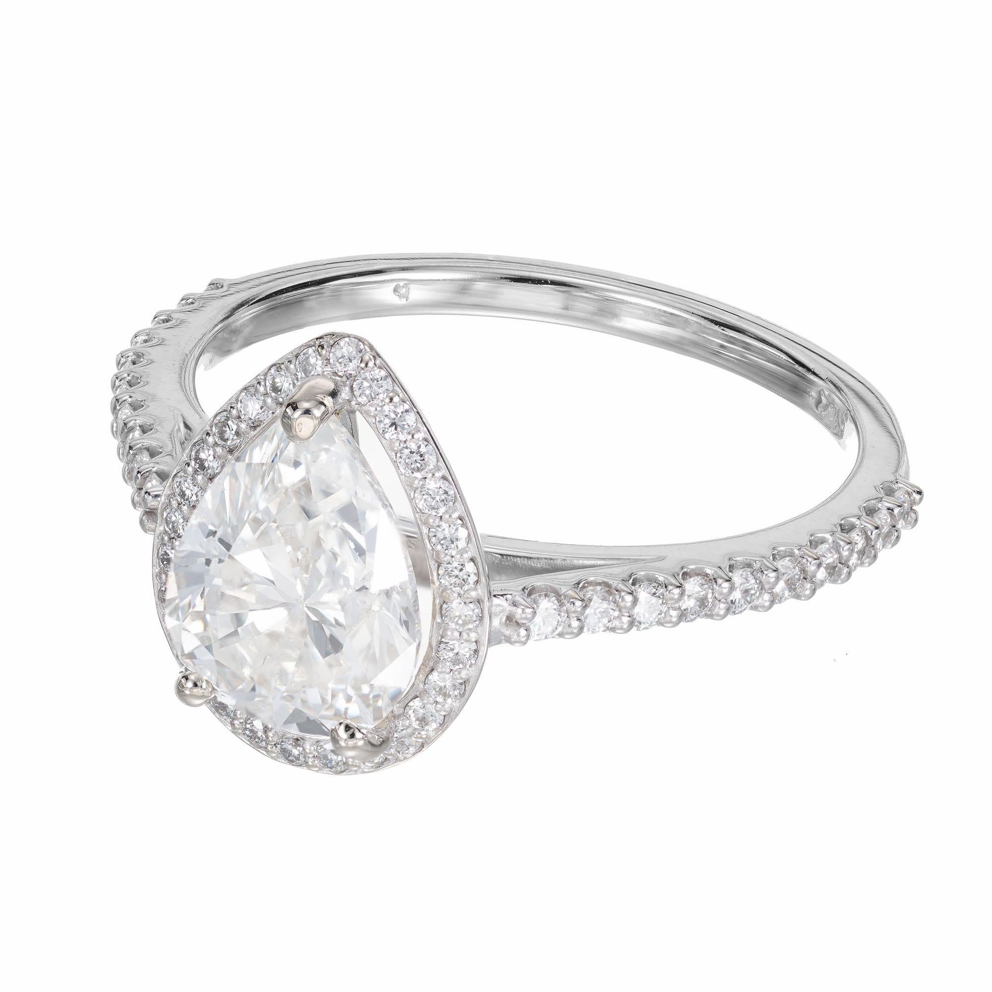 Taille poire Bague de fiançailles Peter Suchy avec halo de diamants en forme de poire de 1,65 carat certifiés GIA en vente