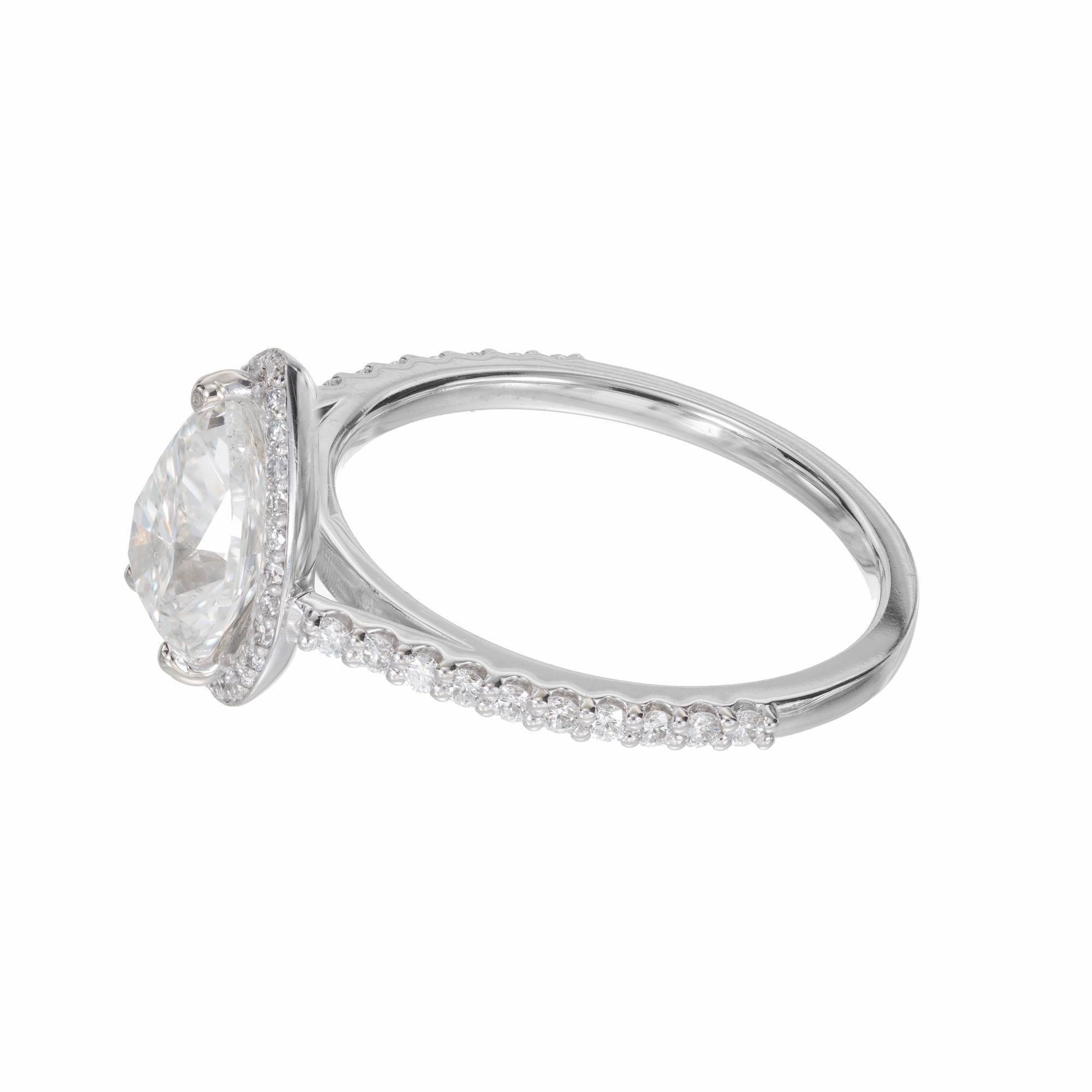 Verlobungsring mit GIA-zertifiziertem 1,65 Karat birnenförmigem Diamant-Halo im Zustand „Neu“ im Angebot in Stamford, CT