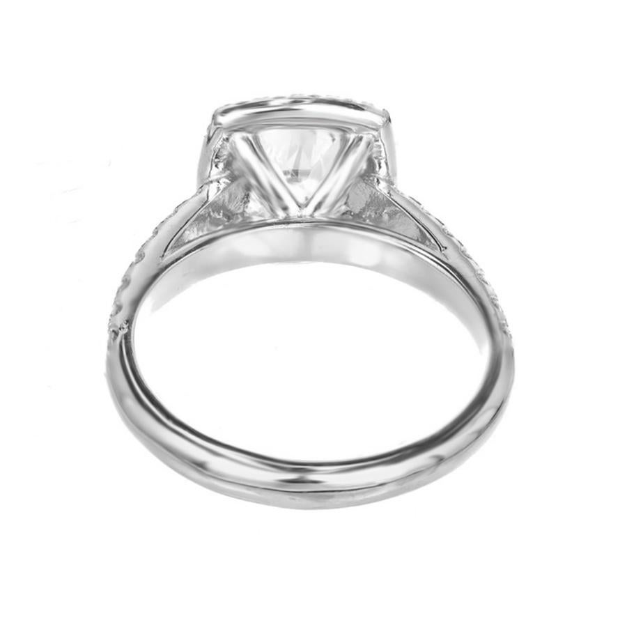 Peter Suchy GIA zertifiziert 1.81 Karat Diamant Halo Platin Verlobungsring im Angebot 3