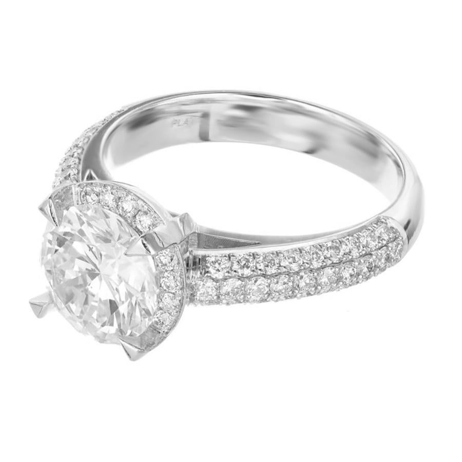 Peter Suchy Anillo de compromiso de platino con halo de diamantes certificado por el GIA de 2,01 quilates Corte redondo en venta