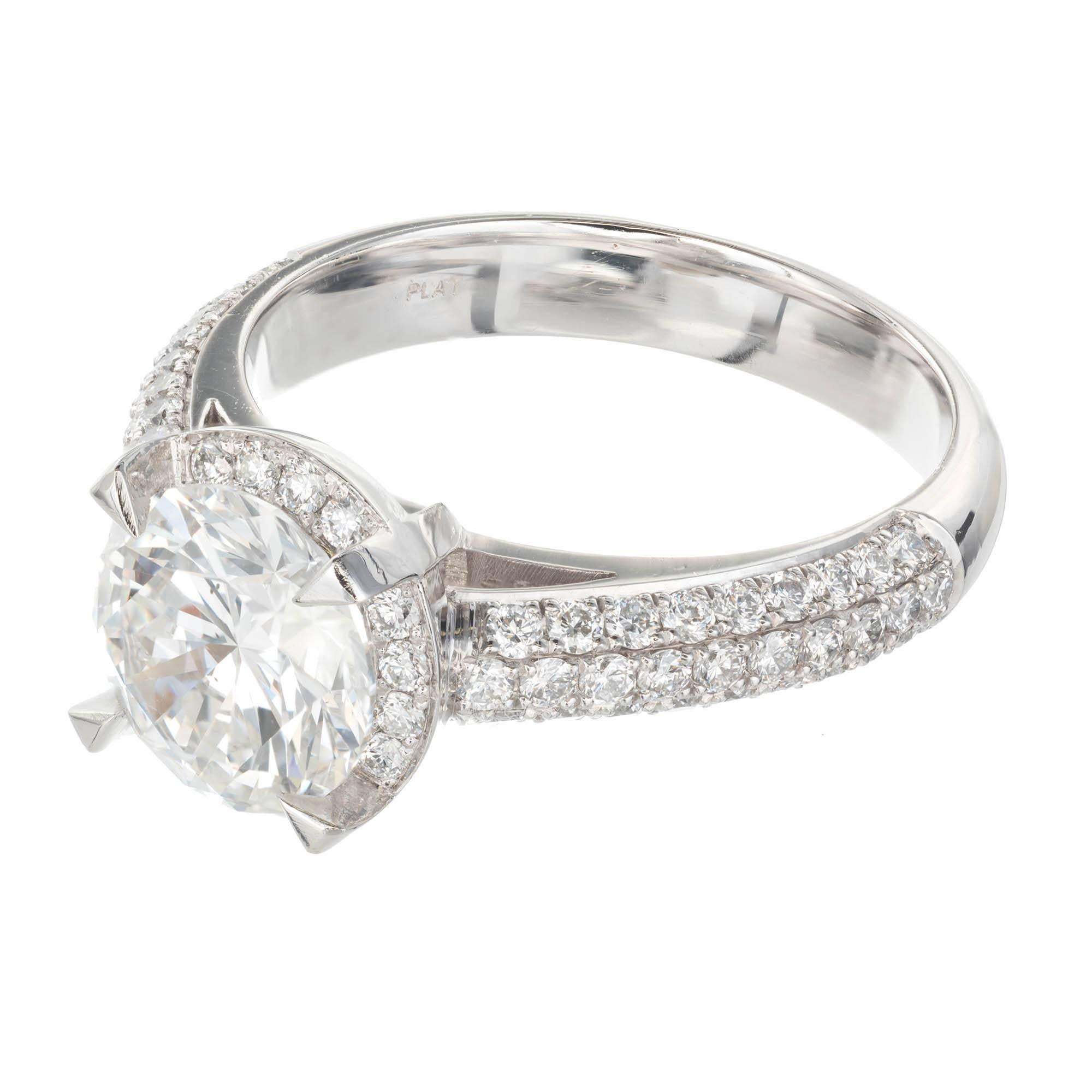 Bague de fiançailles Peter Suchy en platine avec halo de diamants de 2,01 carats certifiés GIA Pour femmes en vente