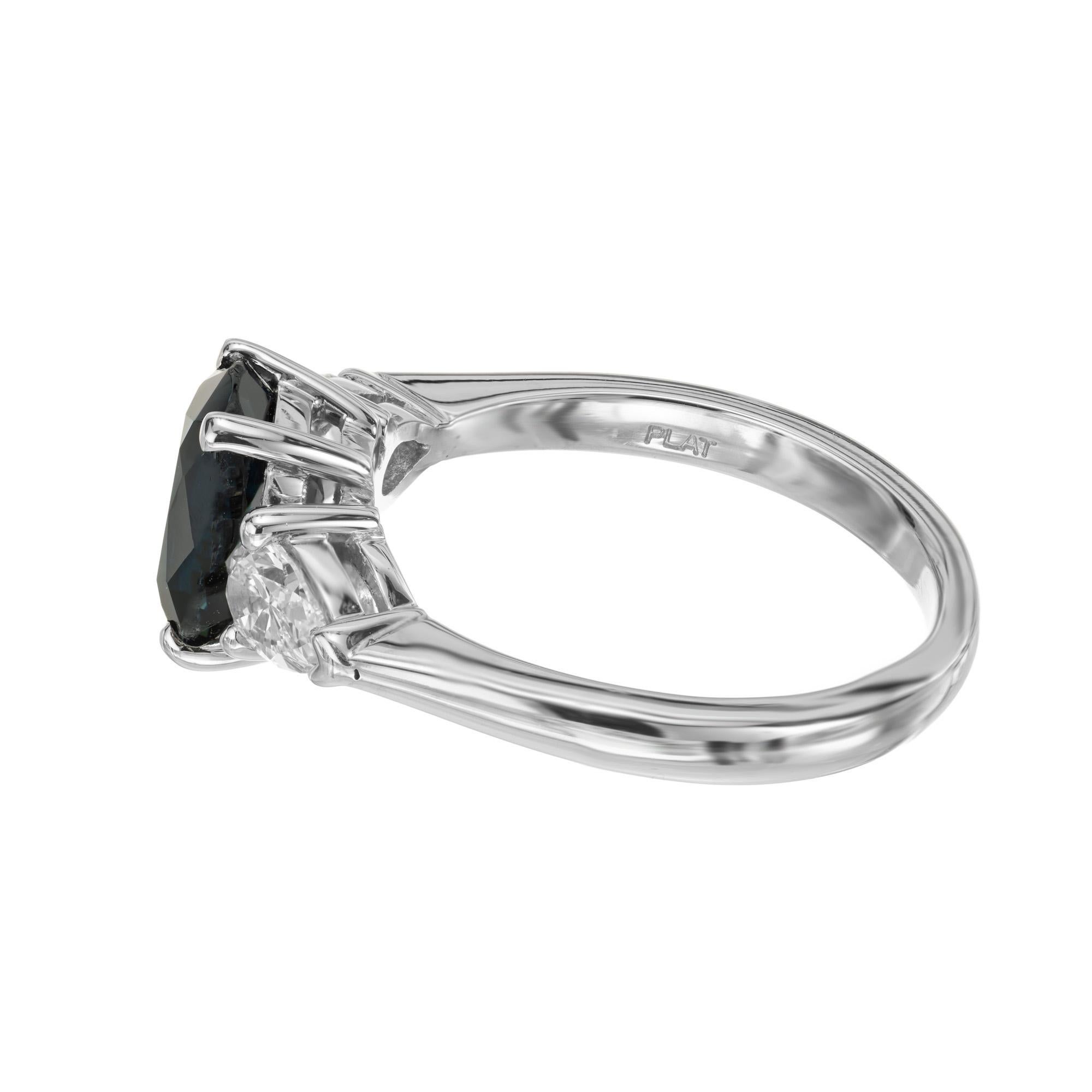 Taille coussin Bague de fiançailles en platine avec diamant saphir de 2.75 carats de Peter Suchy, certifiée par le GIA en vente