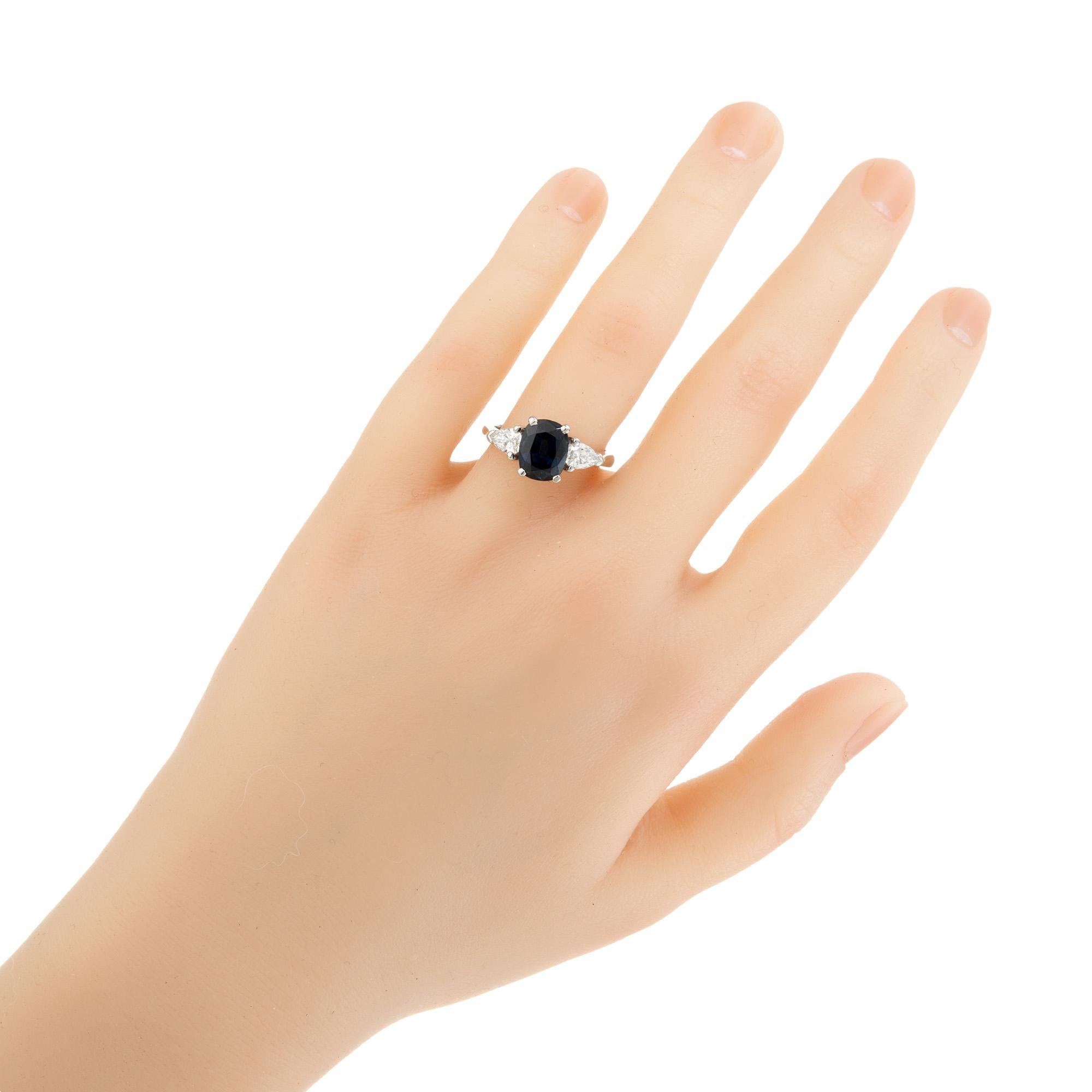 Bague de fiançailles en platine avec diamant saphir de 2.75 carats de Peter Suchy, certifiée par le GIA en vente 2