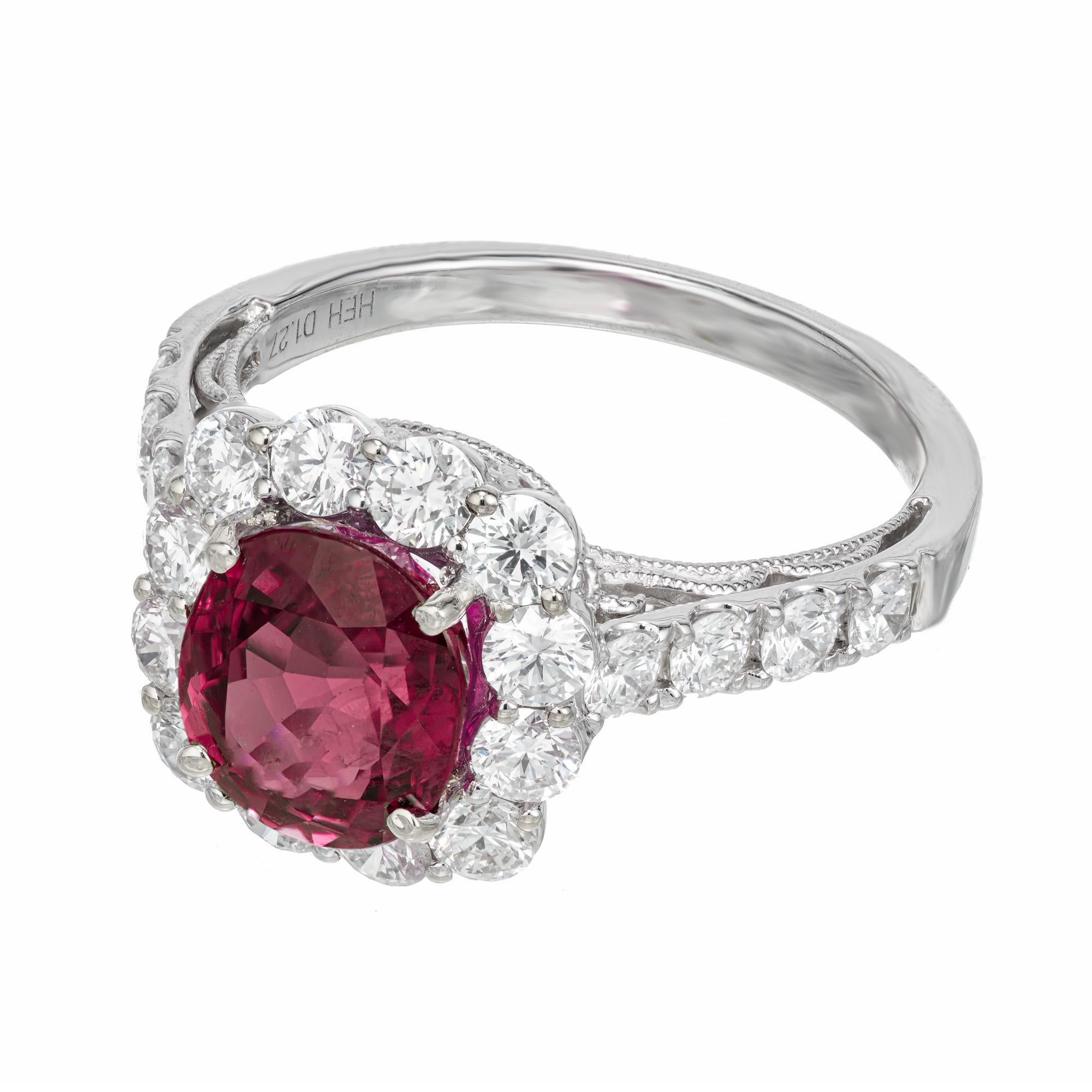 Taille ovale Bague de fiançailles Peter Suchy en or blanc avec diamants et rubis de 2,76 carats certifié par l'GIA en vente