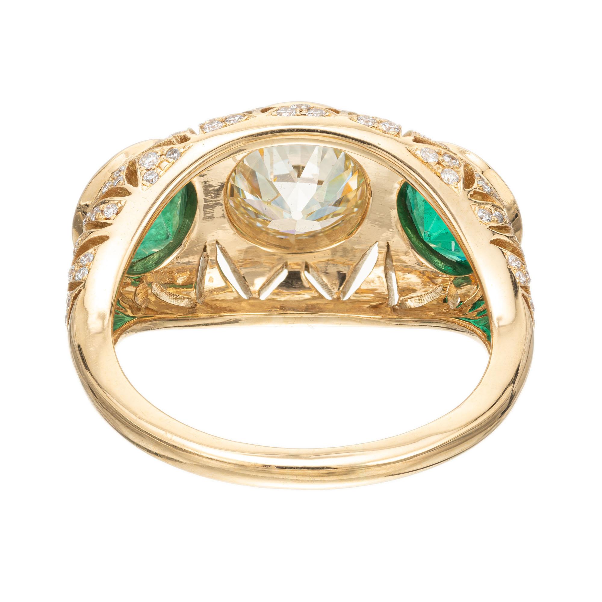 Peter Suchy GIA 2.87 Carat Diamond Emerald Gold Three-Stone Engagement Ring In New Condition In Stamford, CT