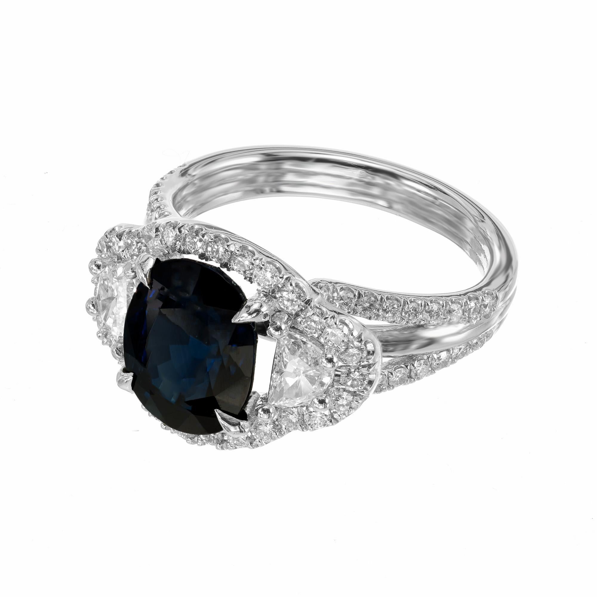 Taille coussin Peter Suchy Bague de halo en platine certifiée GIA avec saphir et diamant de 3,50 carats en vente