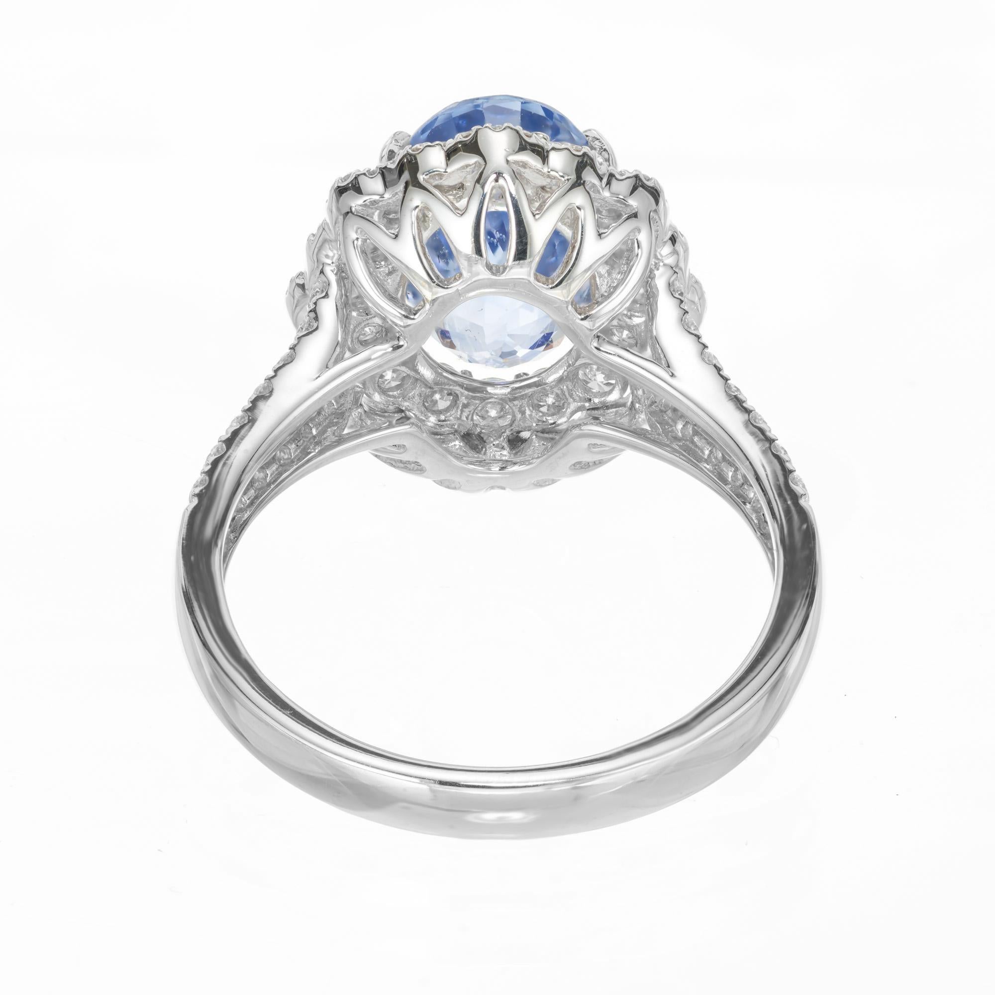 Peter Suchy Bague de fiançailles en or avec halo de diamants et saphirs ovales de 4,55 carats certifiés GIA  en vente 1