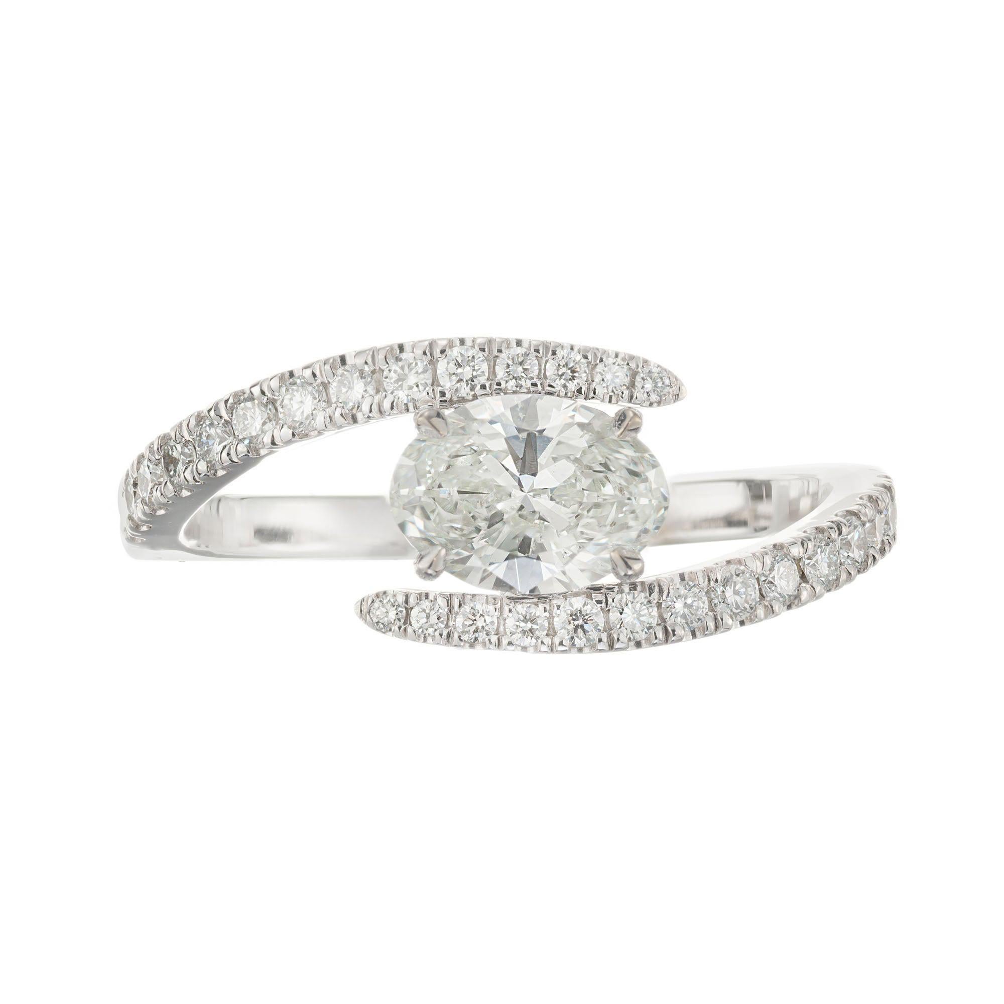 Peter Suchy Bague de fiançailles en or blanc avec diamant ovale de 0,67 carat certifié par le GIA en vente