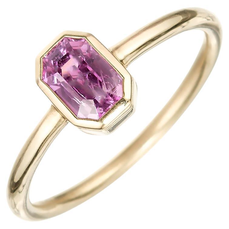 Peter Suchy GIA Certified .83 Carat Pink Sapphire Yellow Gold Engagement Ring For Sale