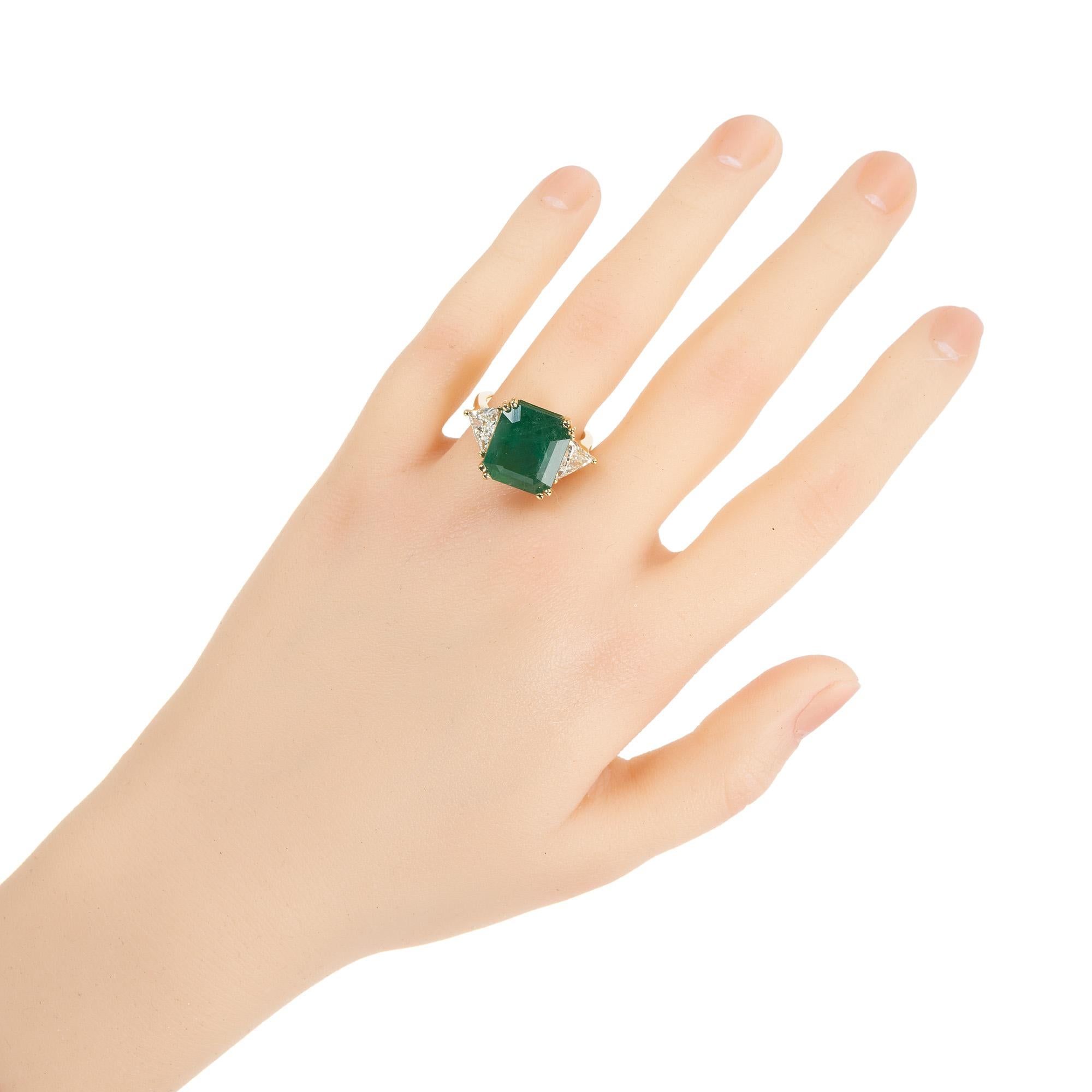 Peter Suchy GIA Certified 8.99 Carat Emerald Diamond Yellow Gold Cocktial Ring For Sale 4