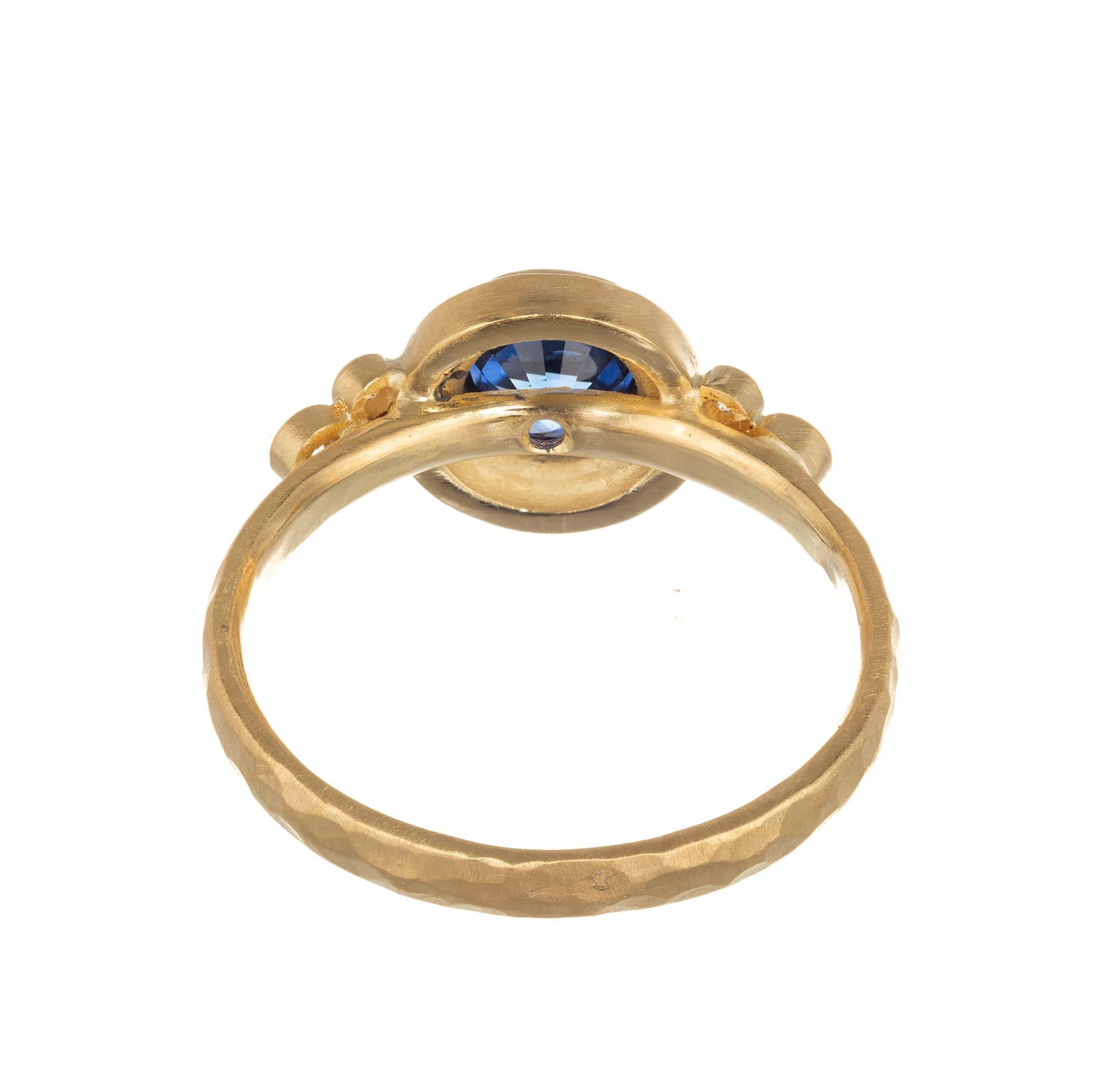 Verlobungsring aus Gelbgold mit GIA-zertifiziertem93 Karat Saphir und Diamant von Peter Suchy (Rundschliff) im Angebot