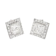 Pendientes de oro blanco con halo de diamantes de 2,67 quilates con certificación GIA EGL de Peter Suchy