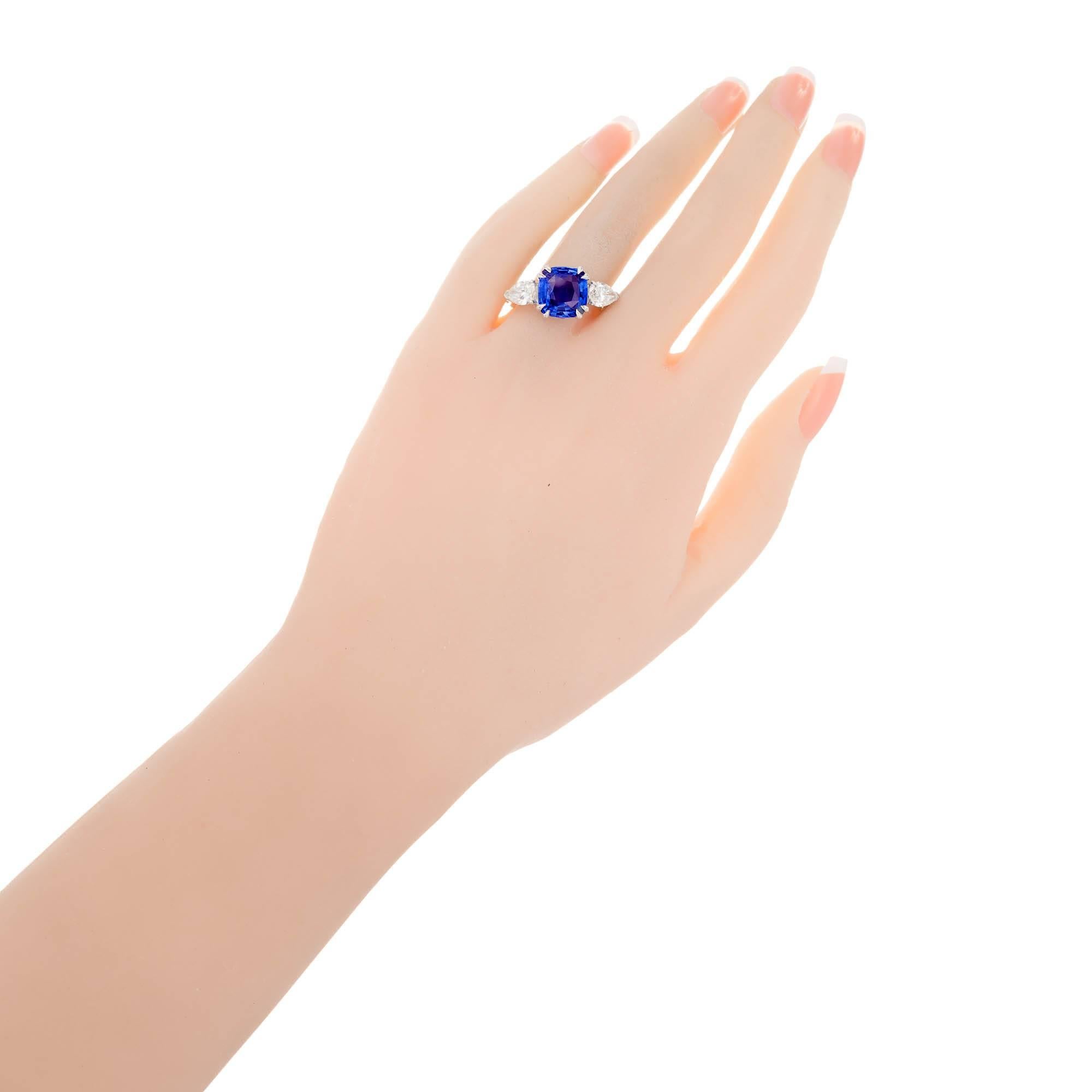 Peter Suchy 4.50 Carat Sapphire Diamond Platinum Three-Stone Engagement Ring For Sale 2