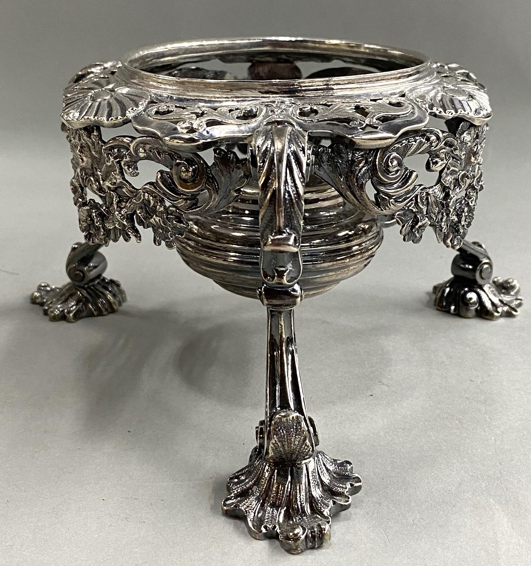 Metà XVIII secolo Bollitore in argento sterling George II di A. Taylor con supporto, 1741 in vendita