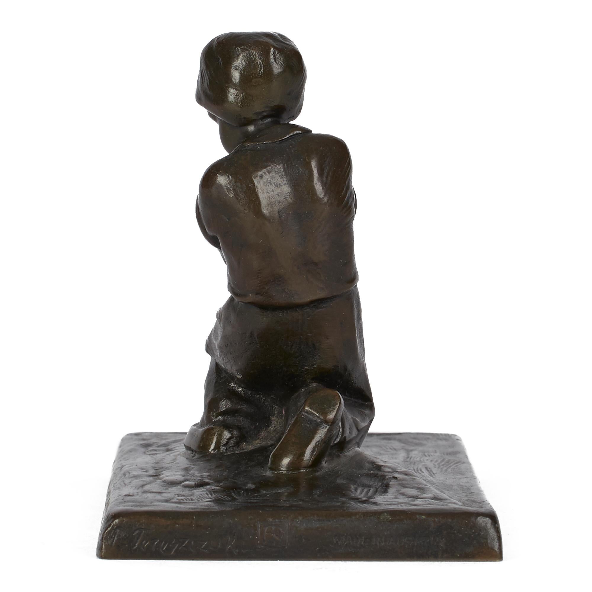 Metalwork Peter Tereszczuk Viennese Figural Bronze Sculpture, circa 1910 For Sale