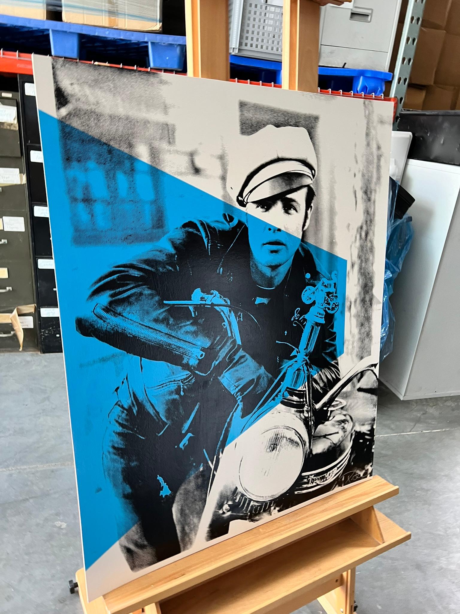 Marlon Brando sur vélo, signé Peter Tunney en vente 5
