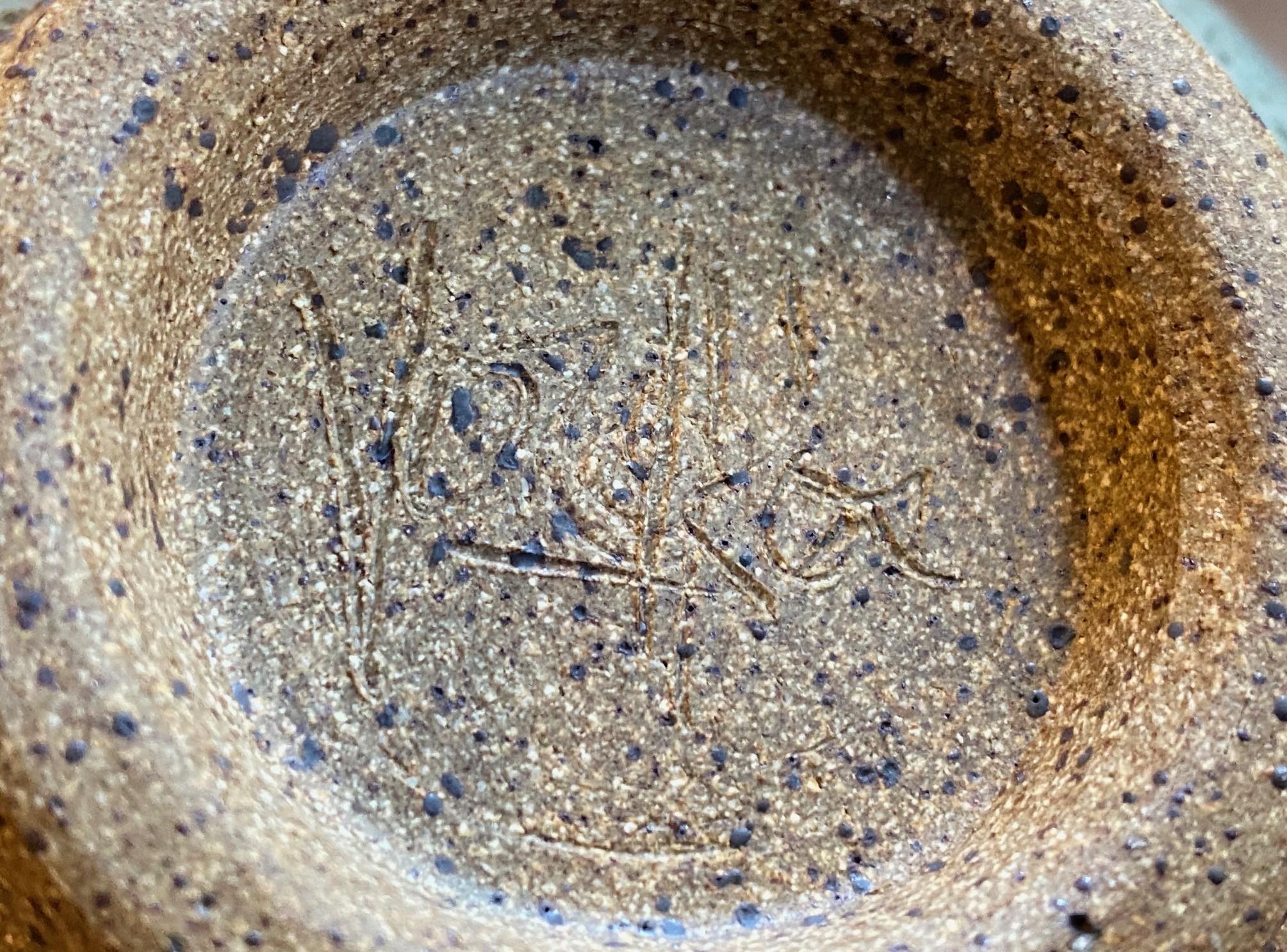 Peter Voulkos ha firmato la ciotola da tè Chawan in ceramica della prima metà del secolo scorso, anni '50 in vendita 10