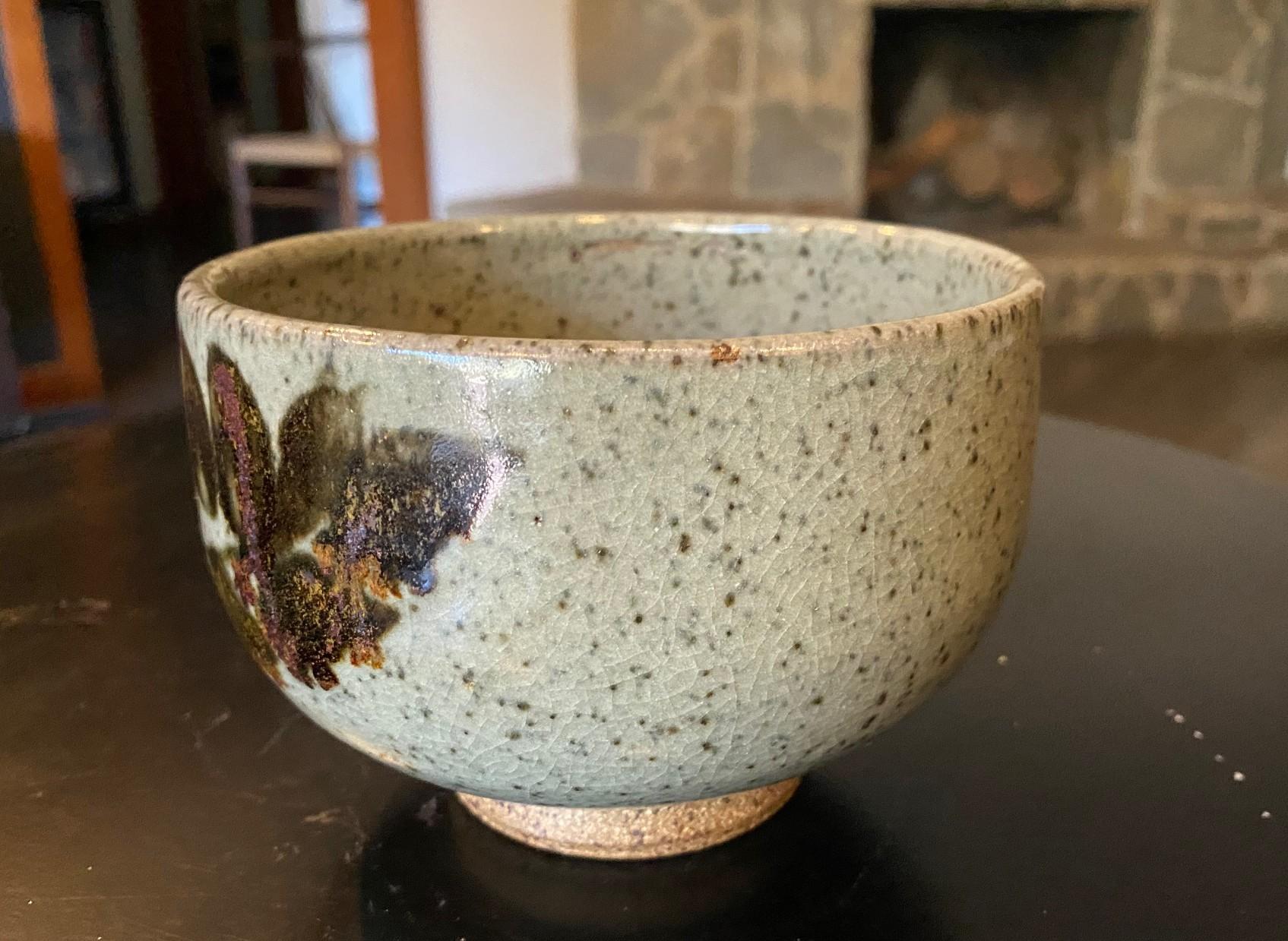 Mid-Century moderno Peter Voulkos ha firmato la ciotola da tè Chawan in ceramica della prima metà del secolo scorso, anni '50 in vendita