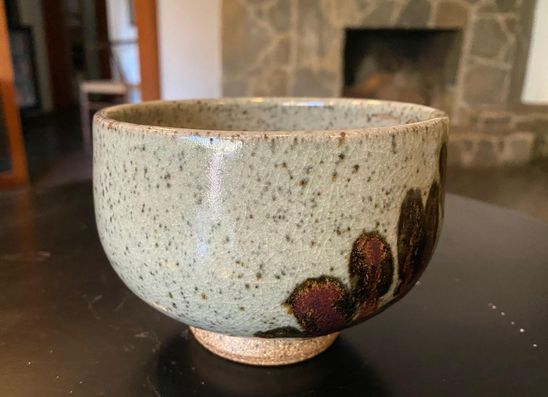 Americano Peter Voulkos ha firmato la ciotola da tè Chawan in ceramica della prima metà del secolo scorso, anni '50 in vendita