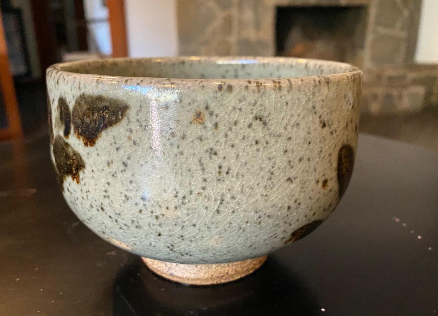 Peter Voulkos ha firmato la ciotola da tè Chawan in ceramica della prima metà del secolo scorso, anni '50 In condizioni buone in vendita a Studio City, CA