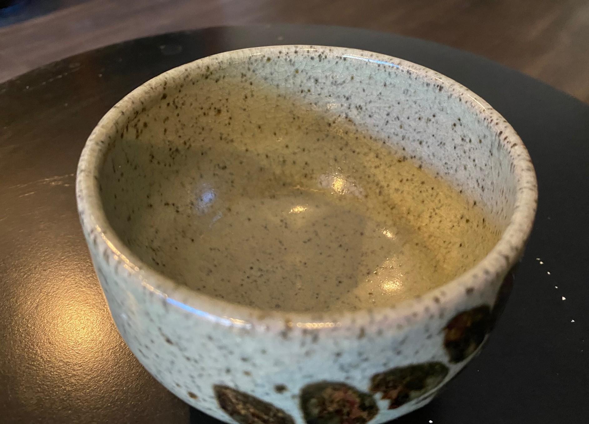 Terracotta Peter Voulkos ha firmato la ciotola da tè Chawan in ceramica della prima metà del secolo scorso, anni '50 in vendita