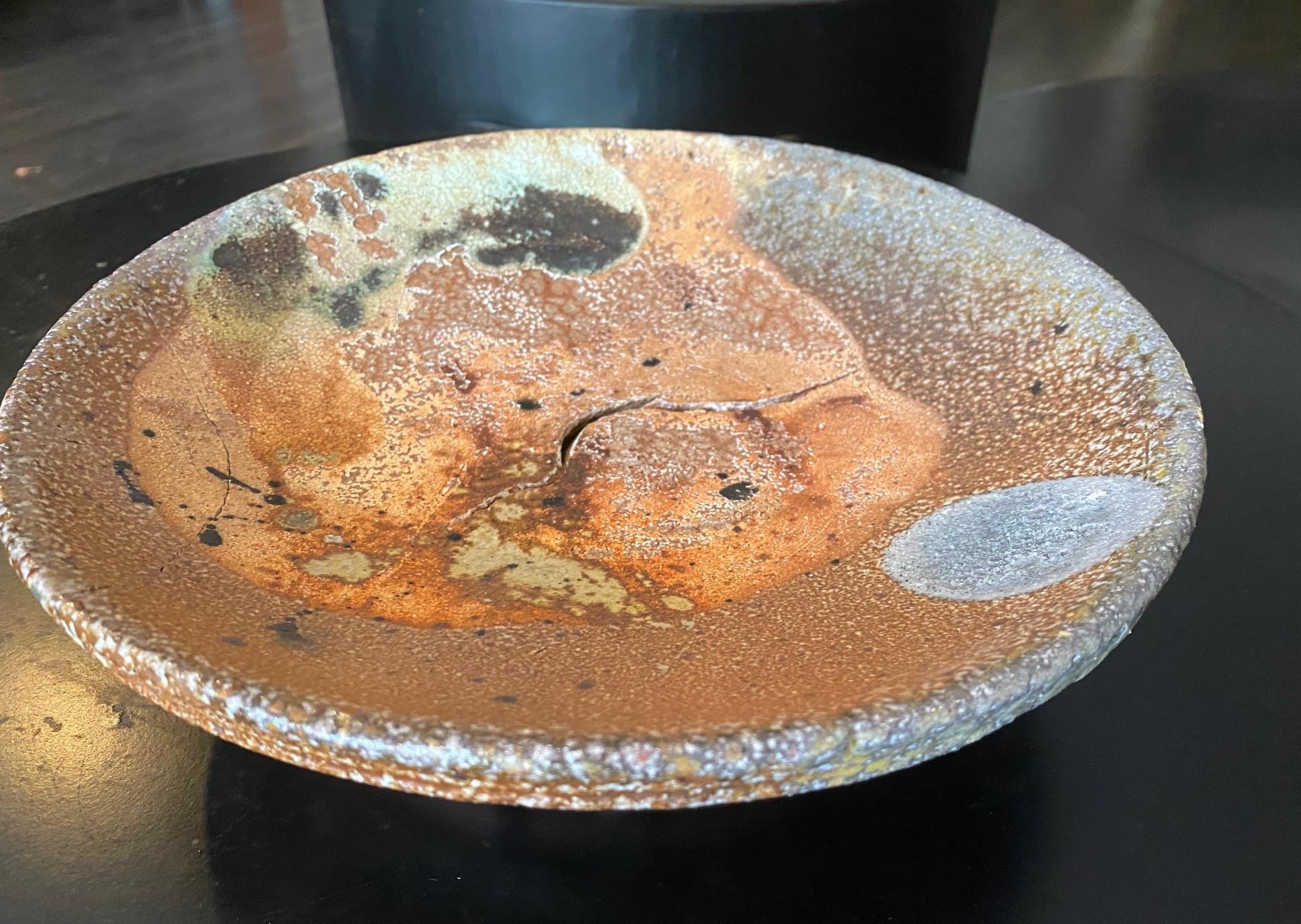 Peter Voulkos ha firmato il piatto da parete moderno Anagama Fired California Pottery in vendita 2