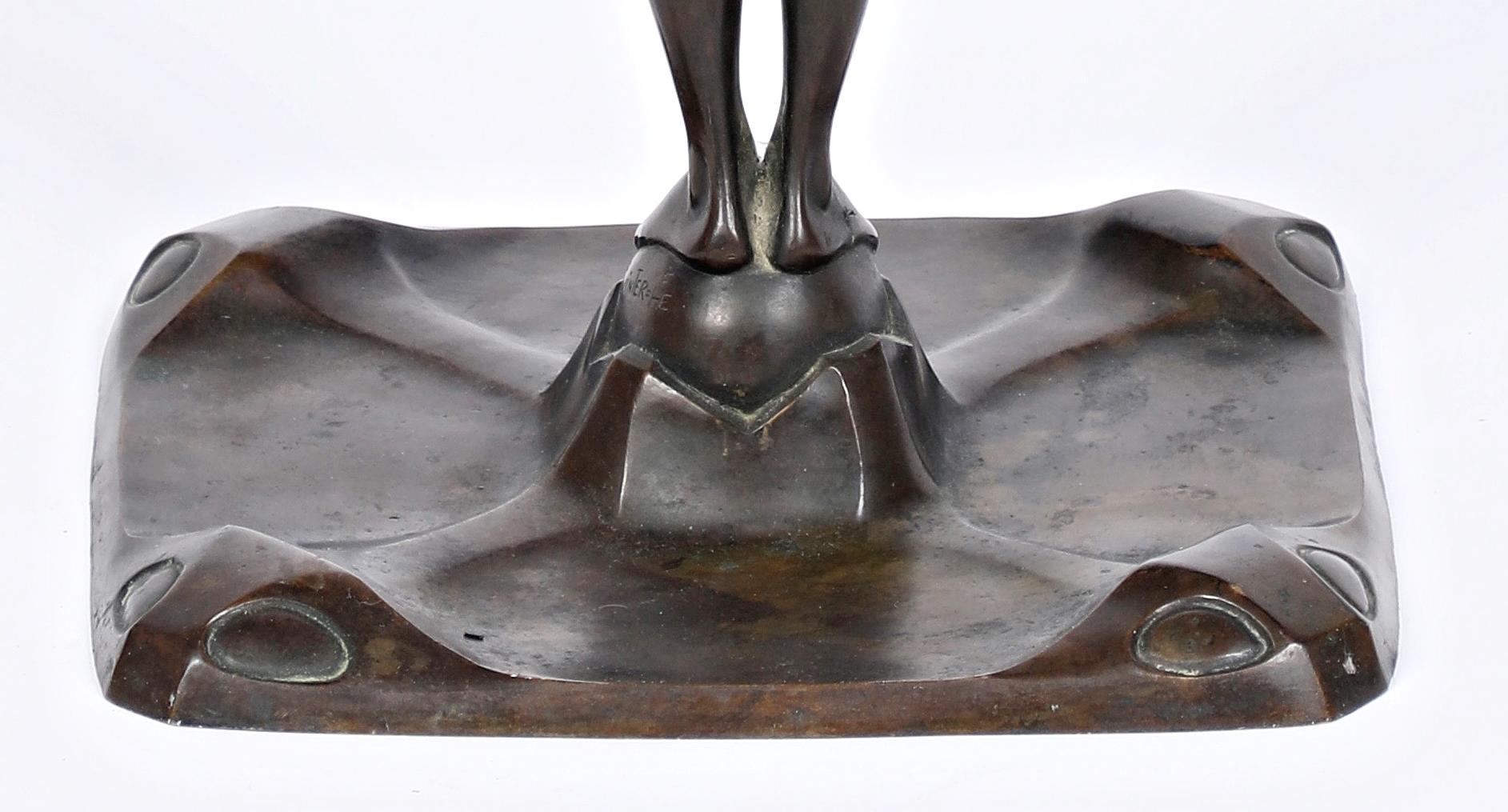 Grande specchio a stelo in stile Art Nouveau con giovane nudo, bronzo in vendita 2