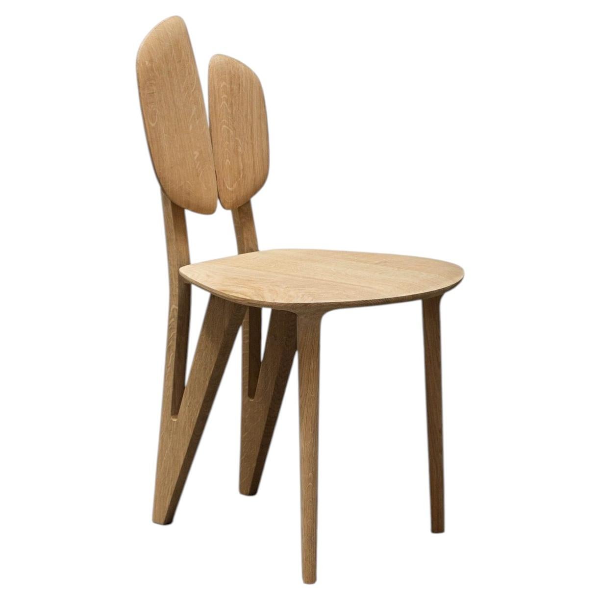 Silla Pétiole de Alexandre Labruyère: Diseño minimalista en roble y latón en venta