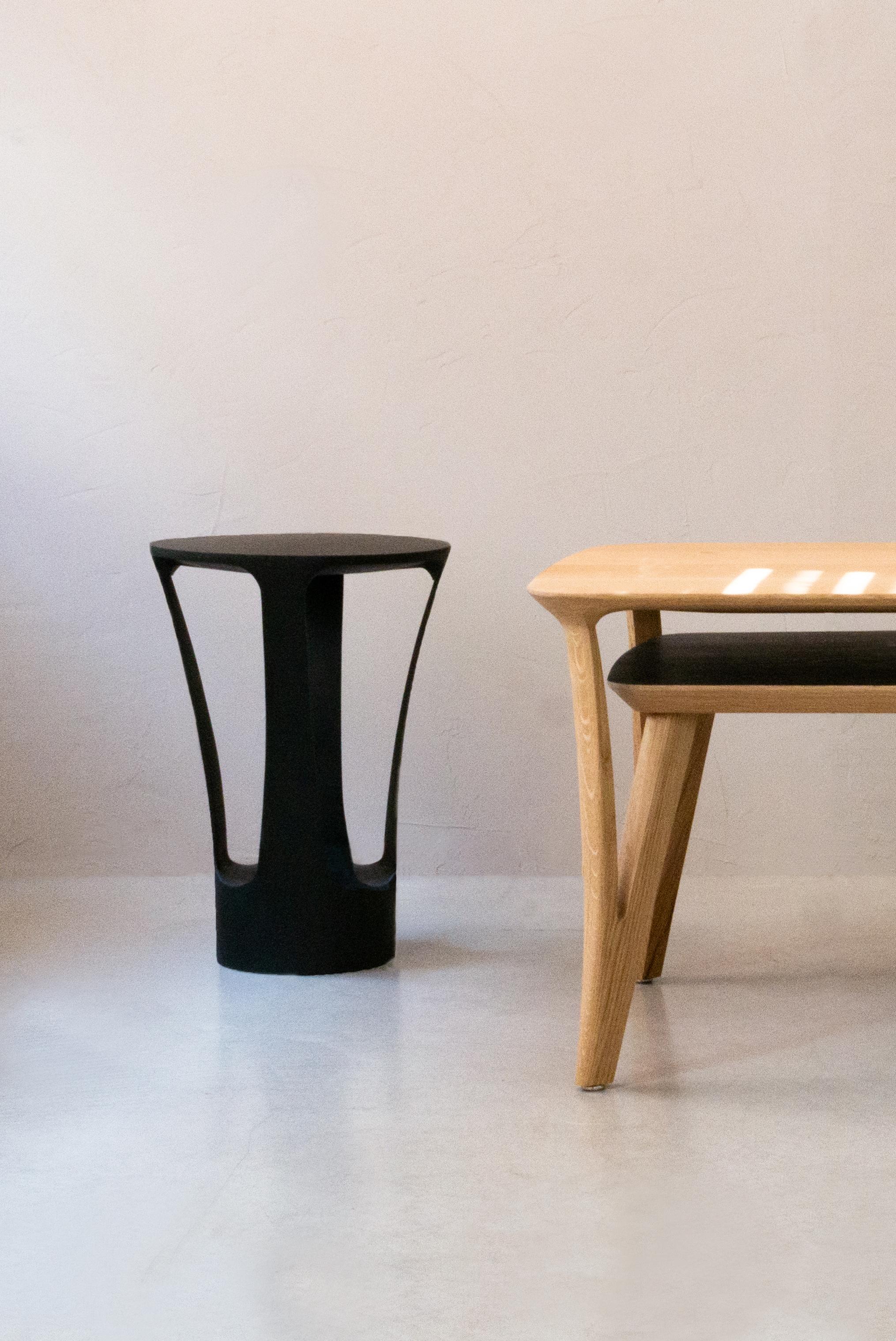 Pétiole Pedestal Table In New Condition For Sale In Paris, FR
